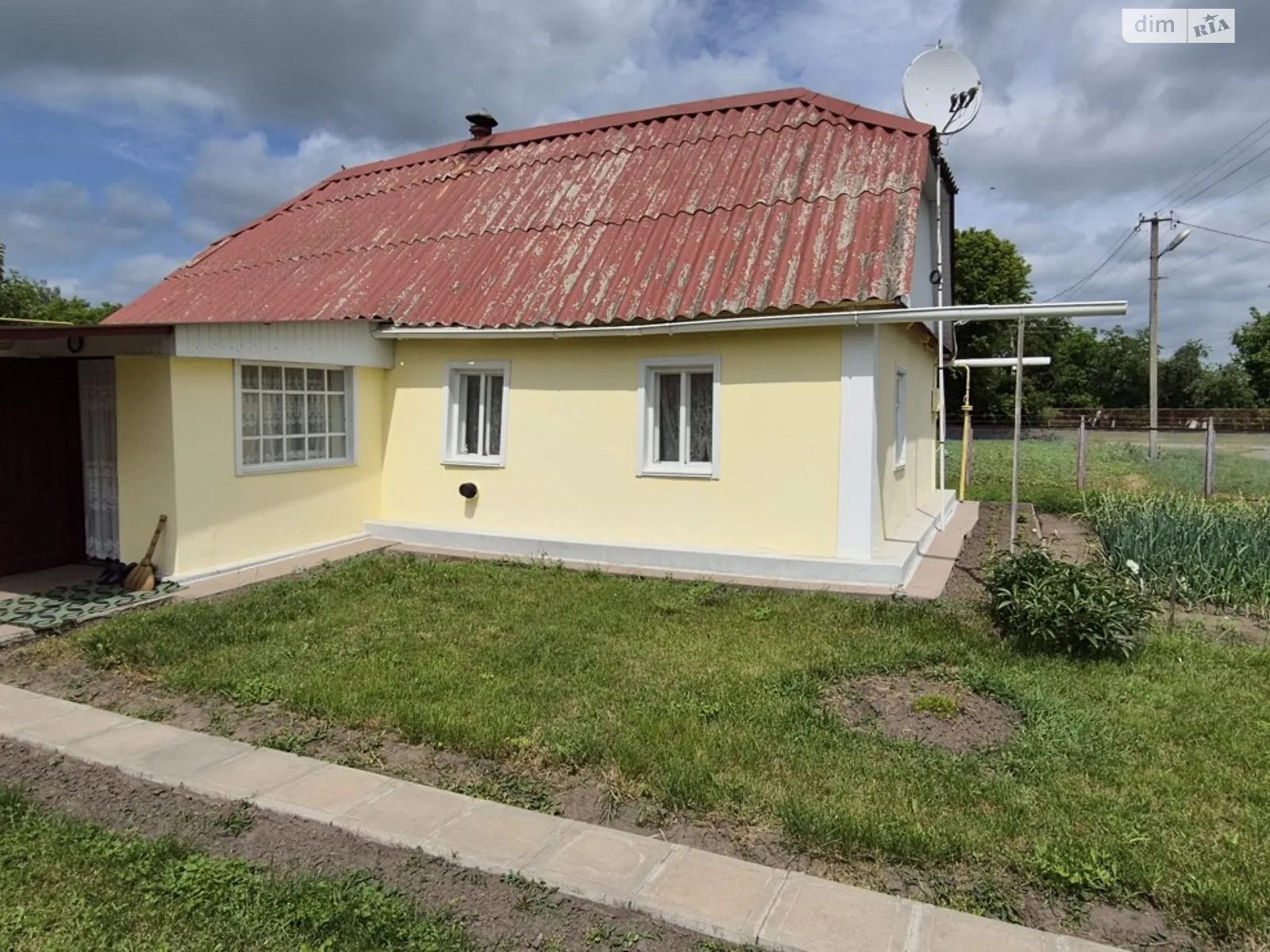 Продается одноэтажный дом 51.6 кв. м с камином, цена: 30000 $ - фото 1