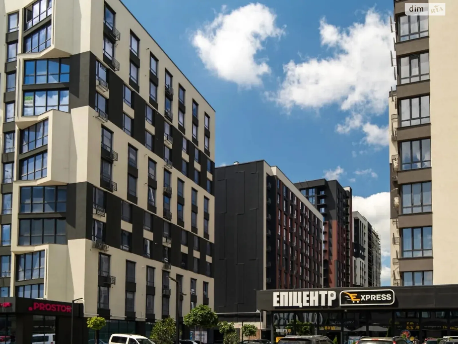 Продается 1-комнатная квартира 45 кв. м в Ивано-Франковске, ул. Сеченова(Федорченко), 129А - фото 1