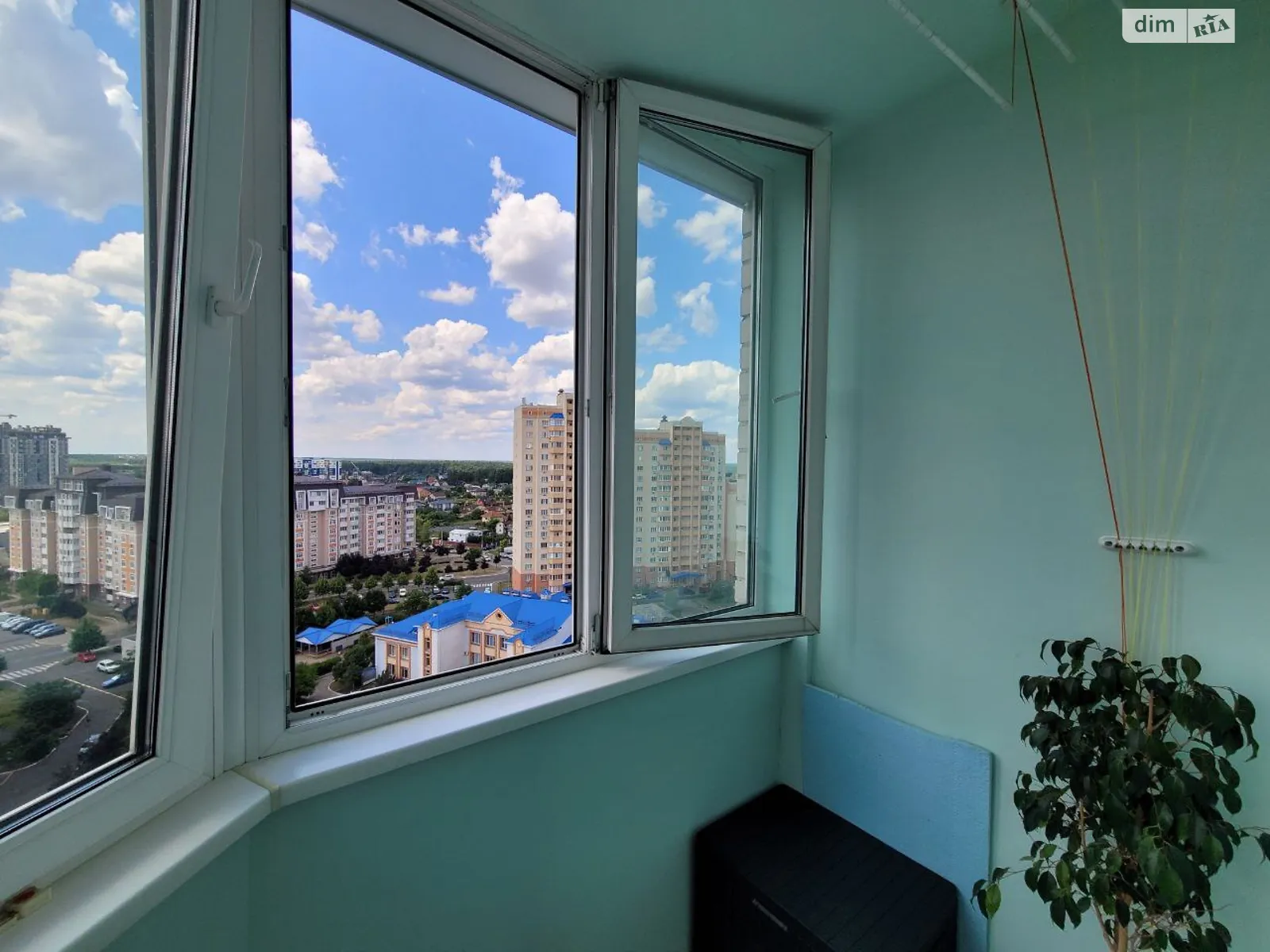 Продается 1-комнатная квартира 57 кв. м в Буче, ул. Новое Шоссе, 16 - фото 1