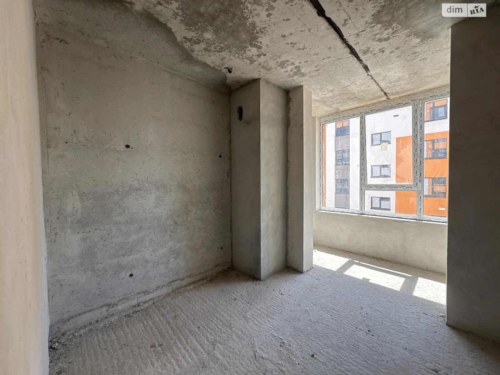 Продается 1-комнатная квартира 39.1 кв. м в Ивано-Франковске, ул. Петра Маланюка(Декабристов), 45 - фото 1