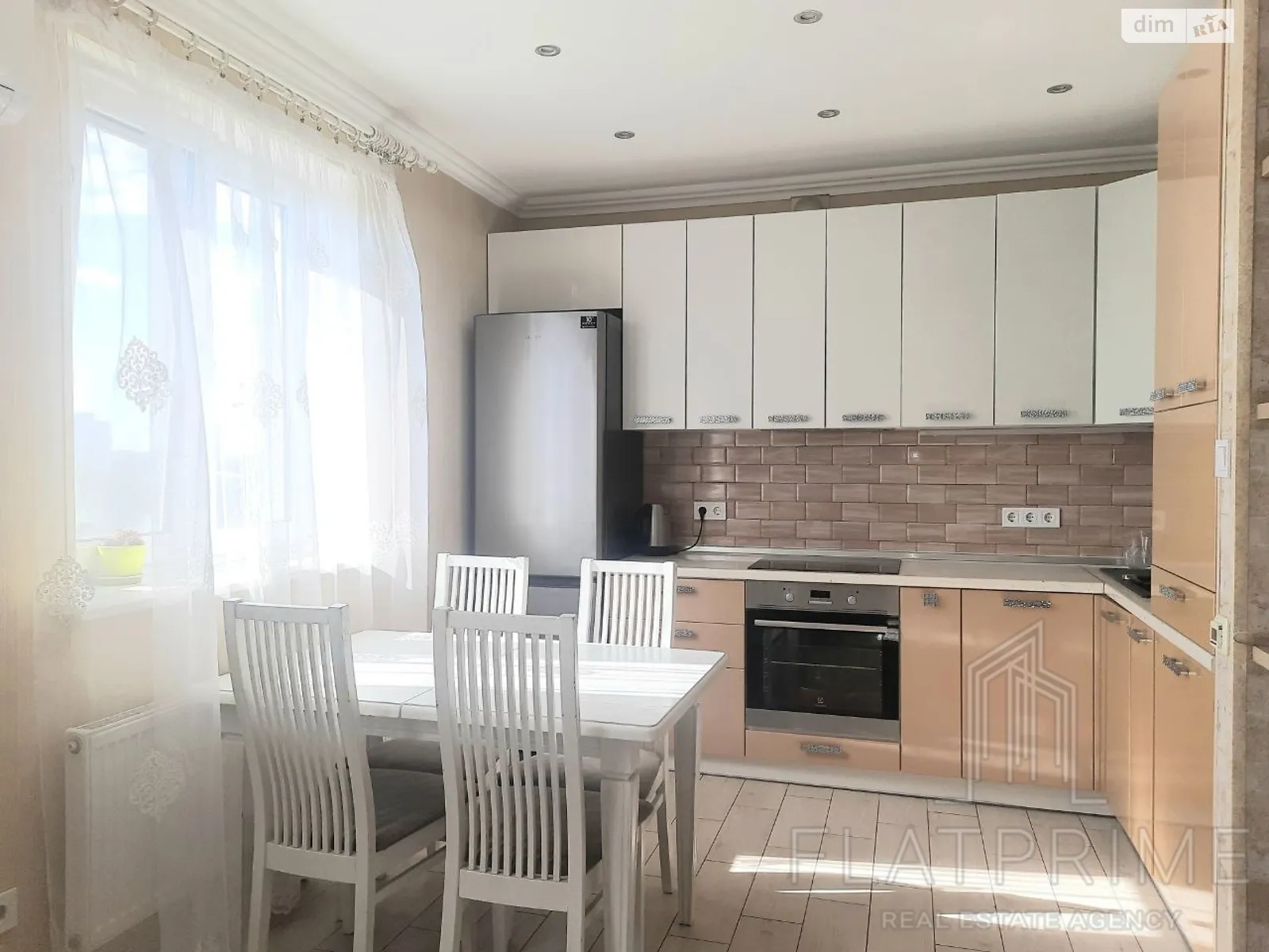 Продается 2-комнатная квартира 60 кв. м в Киеве, просп. Алишера Навои, 69 - фото 1