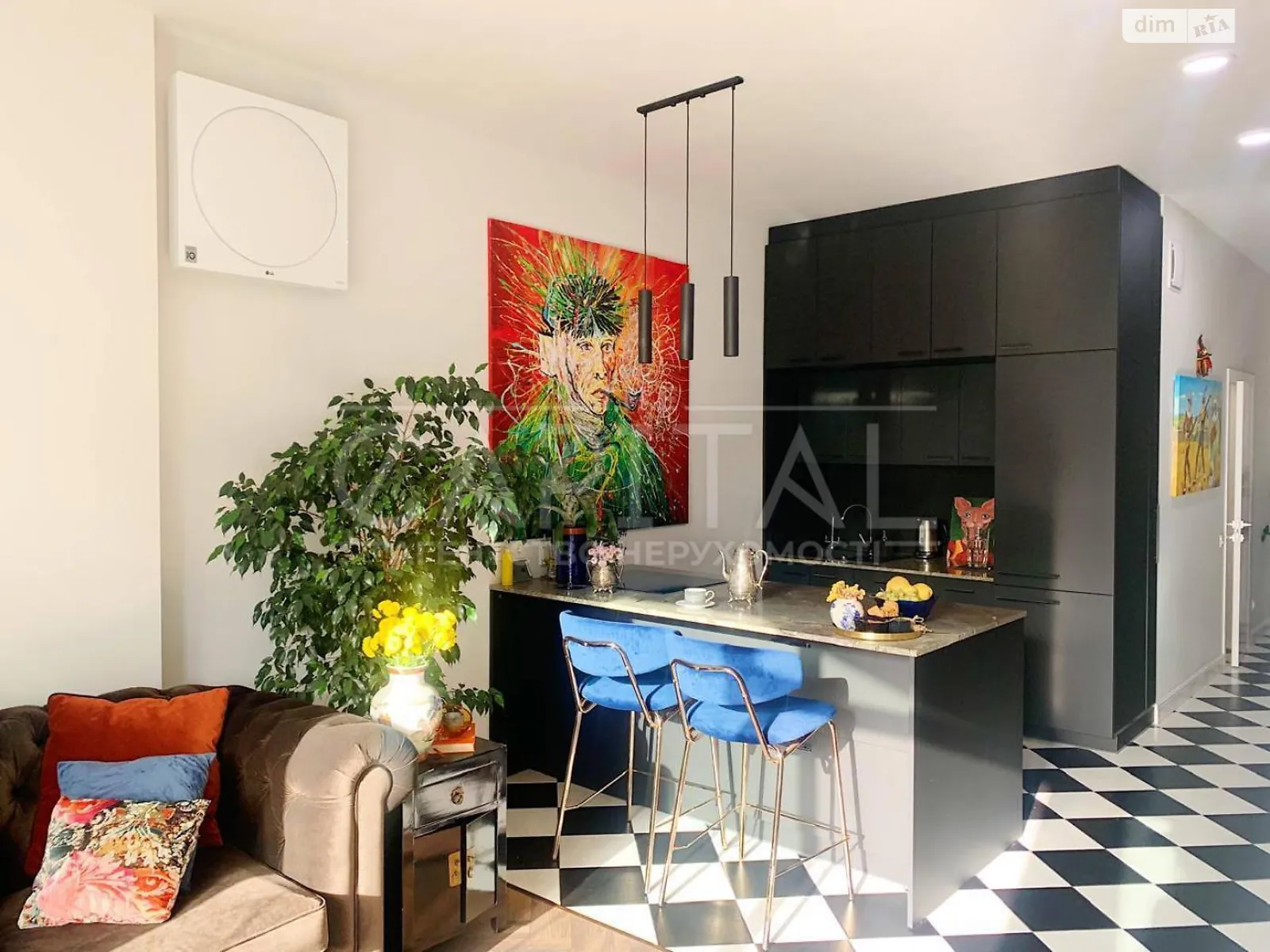 Продается 1-комнатная квартира 77 кв. м в Киеве, пер. Лабораторный - фото 1