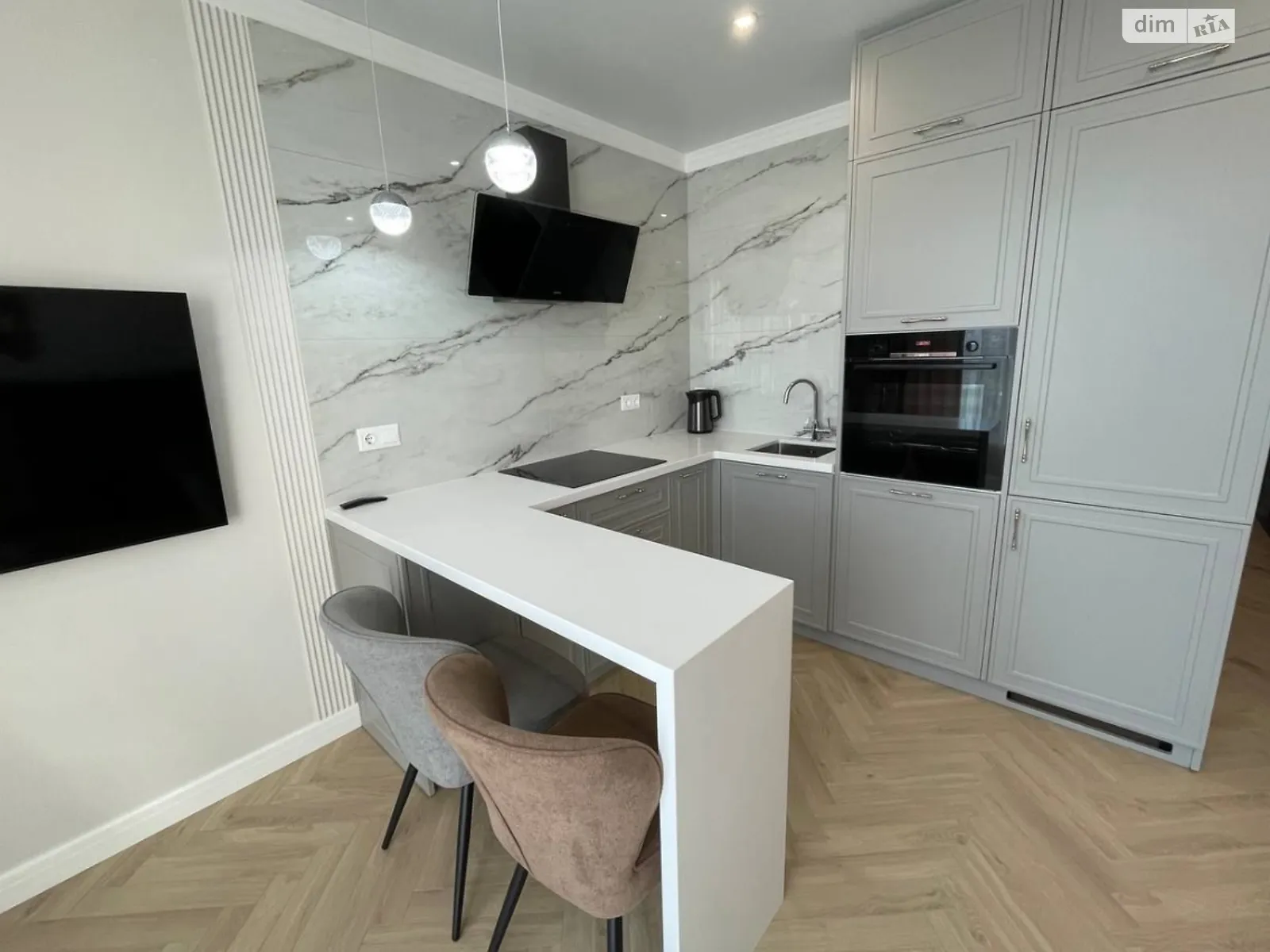 Продається 2-кімнатна квартира 55.3 кв. м у Одесі, вул. Літературна, 10Б - фото 1