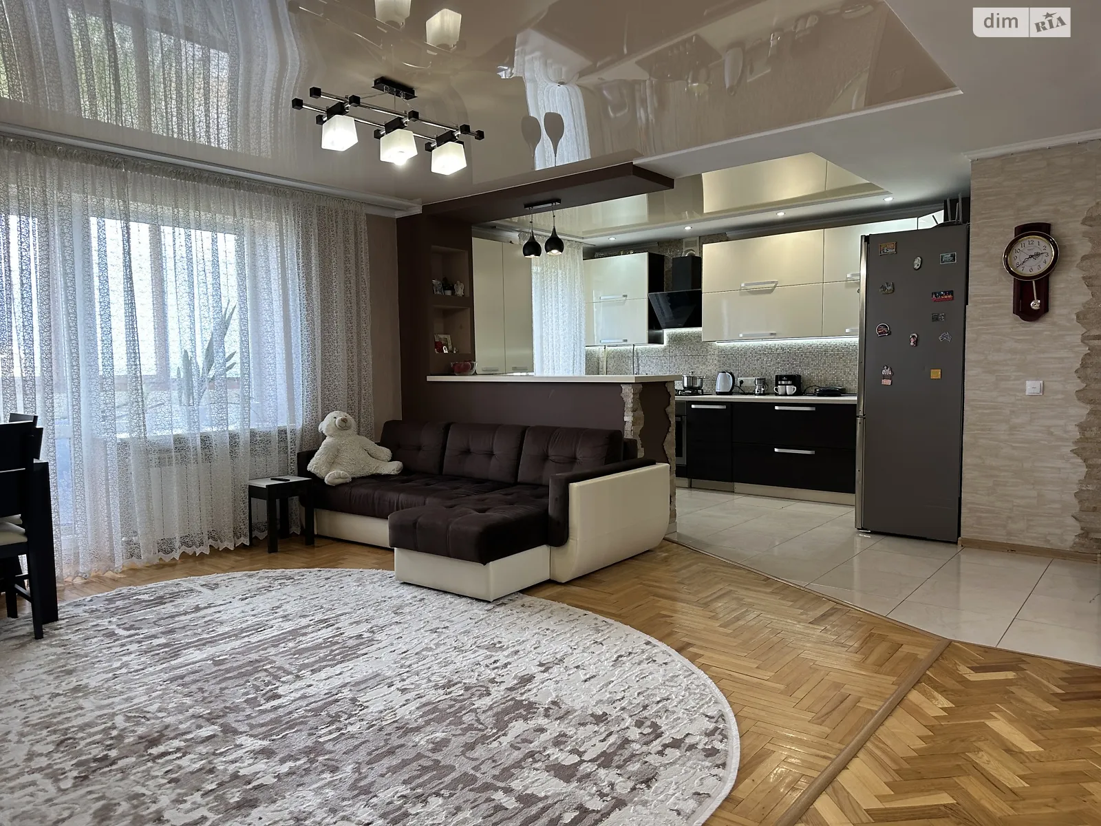 Продается 3-комнатная квартира 70 кв. м в Дрогобыче, ул. Самборская, 94 - фото 1