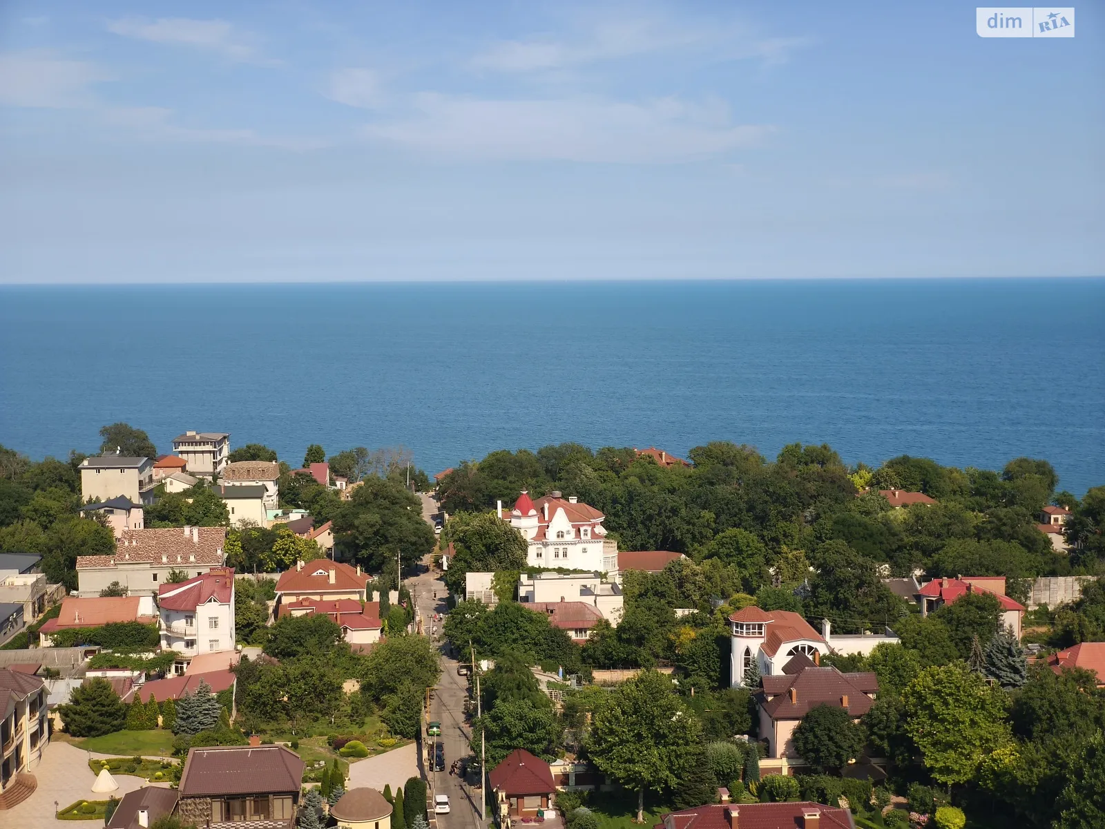 Продається 1-кімнатна квартира 70 кв. м у Одесі, Фонтанська дор., 118А/1 - фото 1