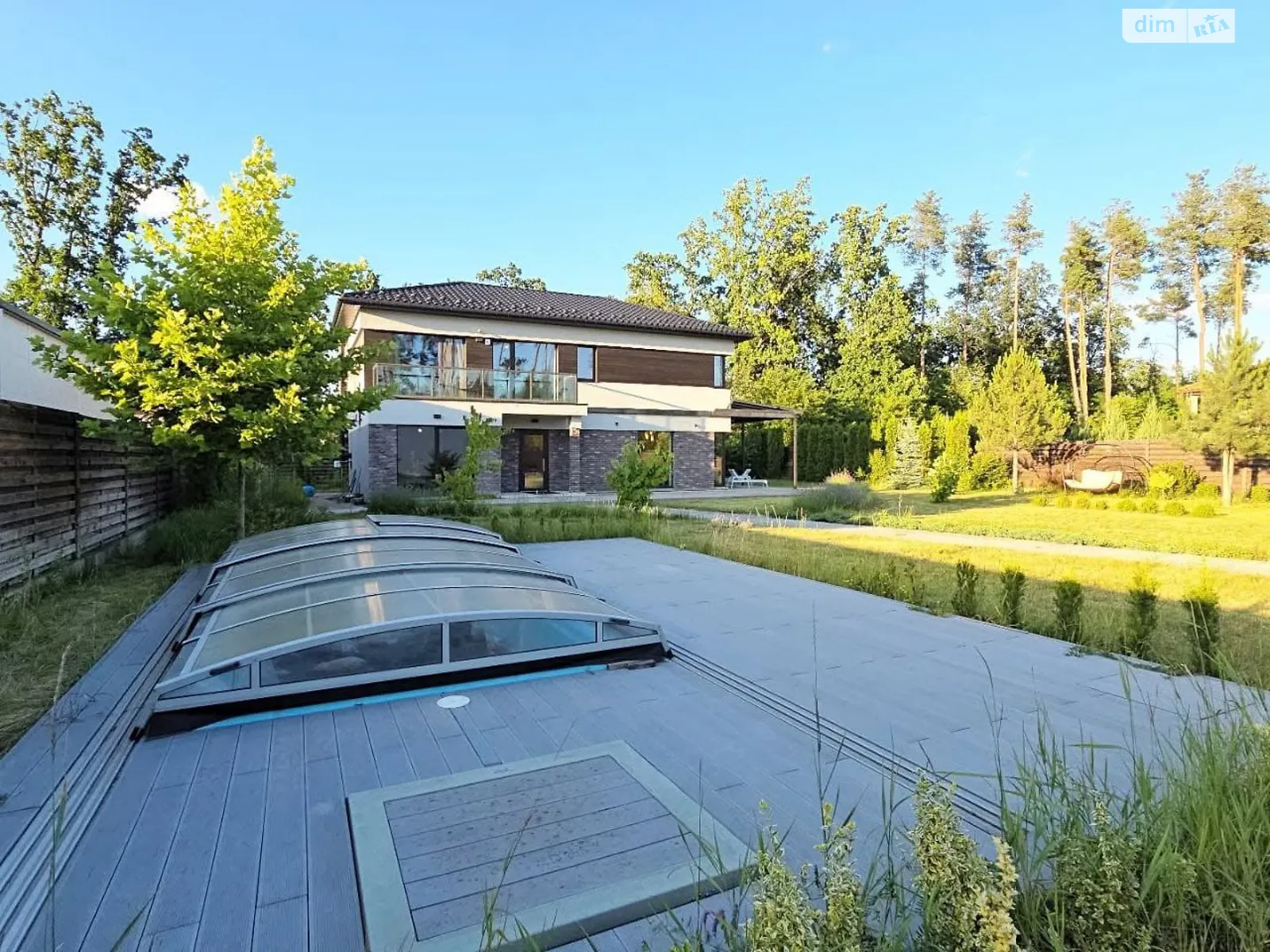 Продается дом на 2 этажа 230 кв. м с мебелью, цена: 360000 $ - фото 1