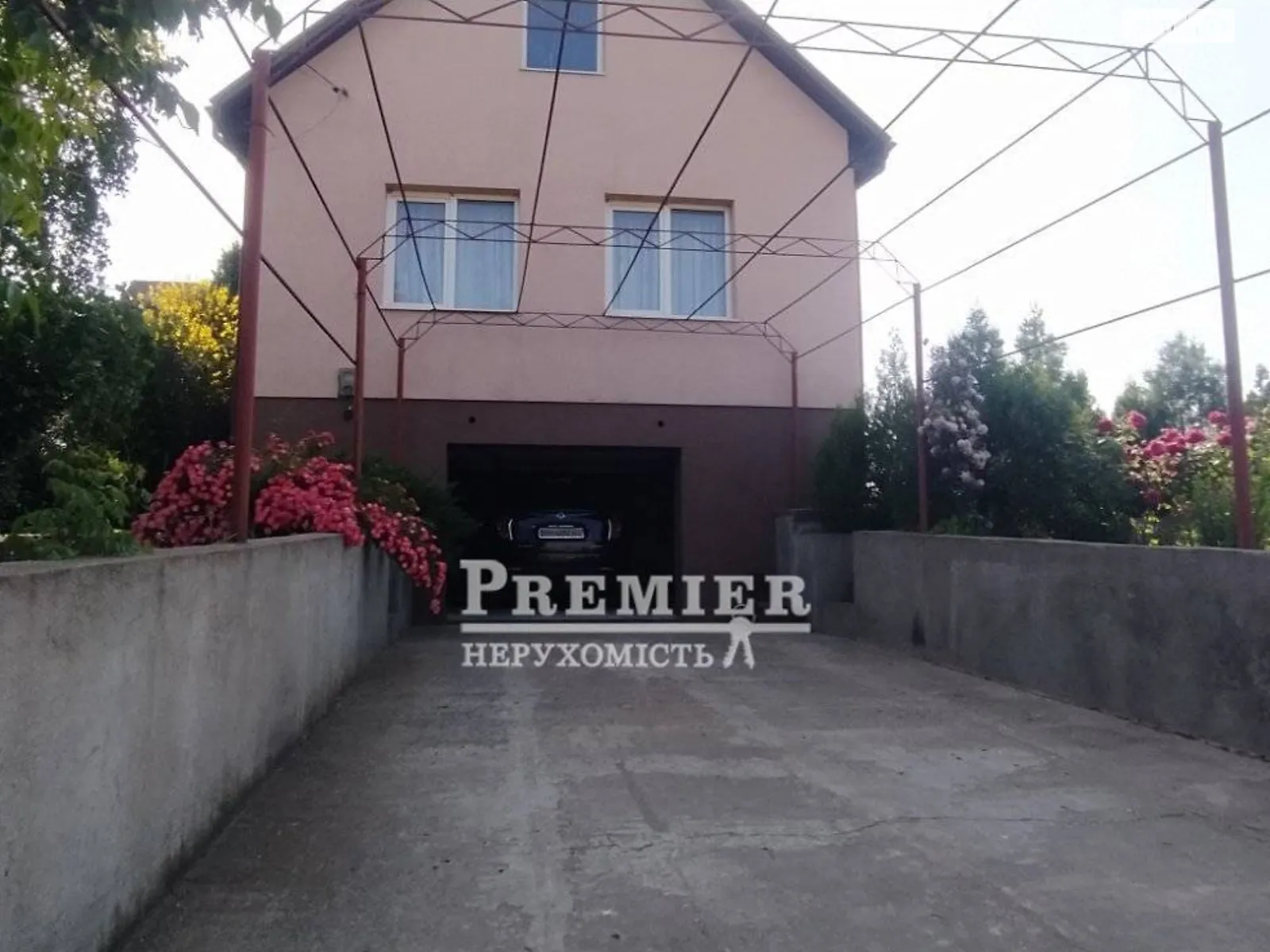 Продается одноэтажный дом 228.8 кв. м с подвалом, цена: 150000 $ - фото 1