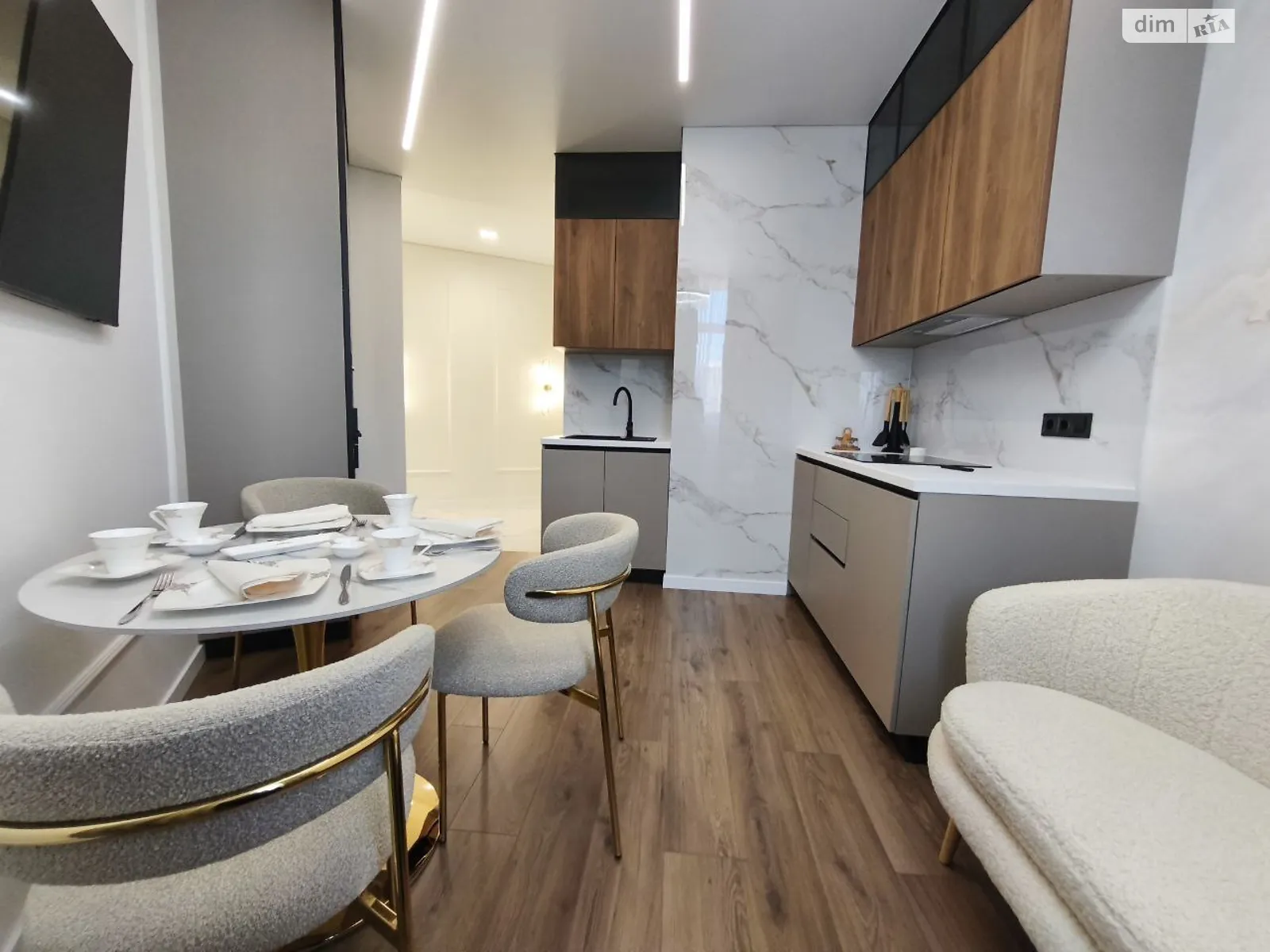 Продается 2-комнатная квартира 58 кв. м в Одессе, ул. Краснова, 1А - фото 1