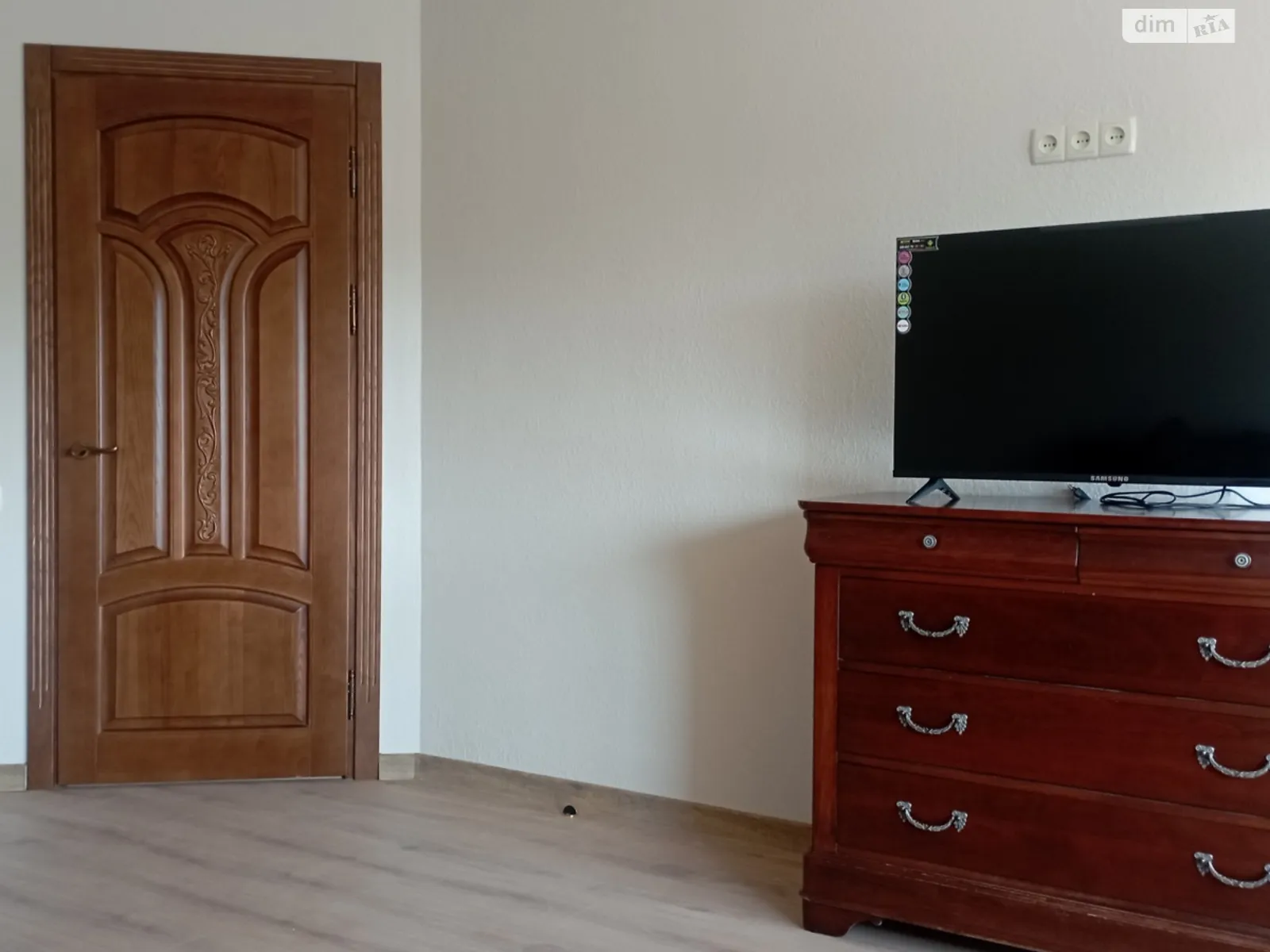 Сдается в аренду 1-комнатная квартира 38 кв. м в Киеве, ул. Белорусская, 26 - фото 1