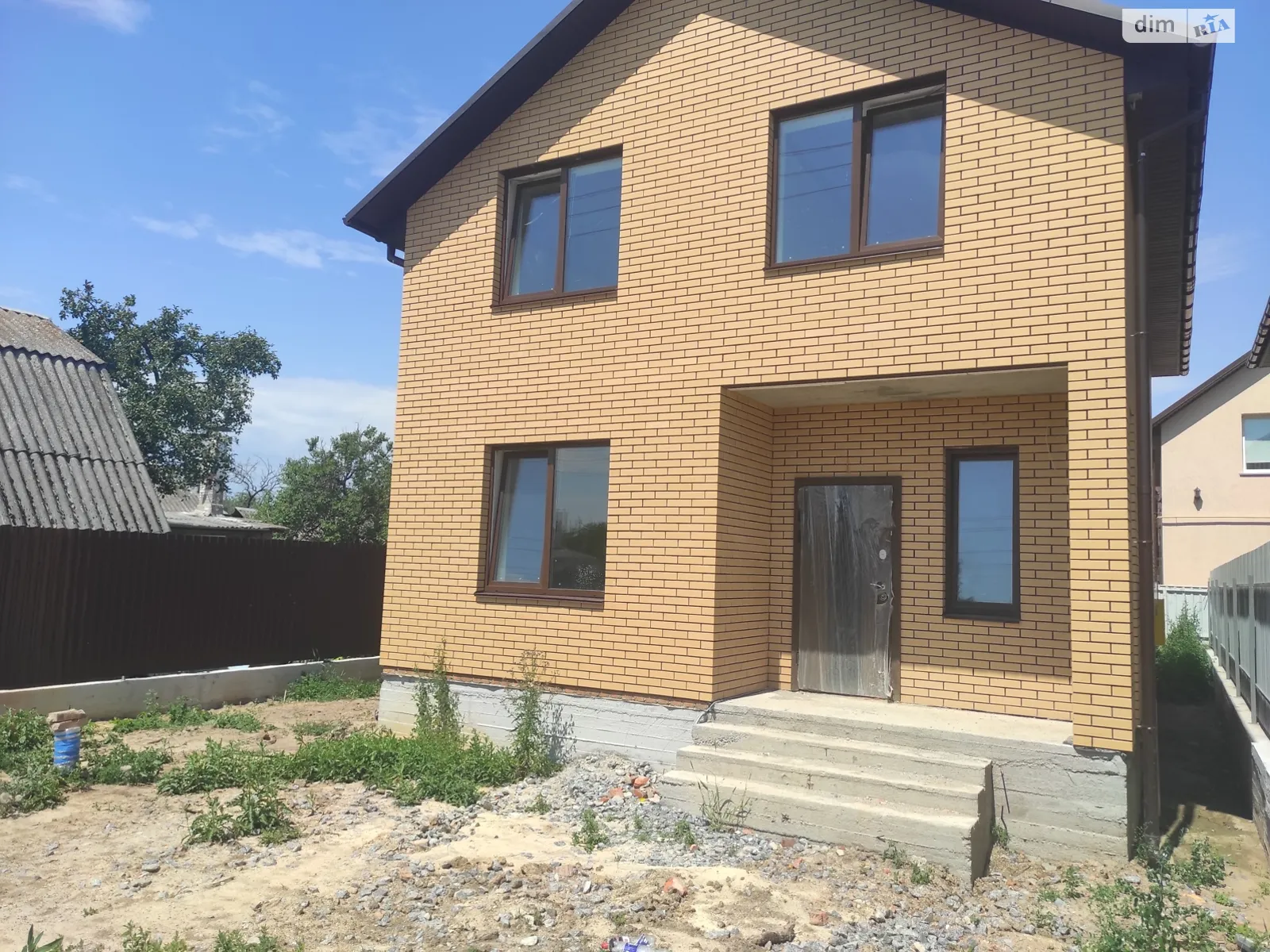Продается дом на 2 этажа 125 кв. м с верандой, цена: 105000 $ - фото 1