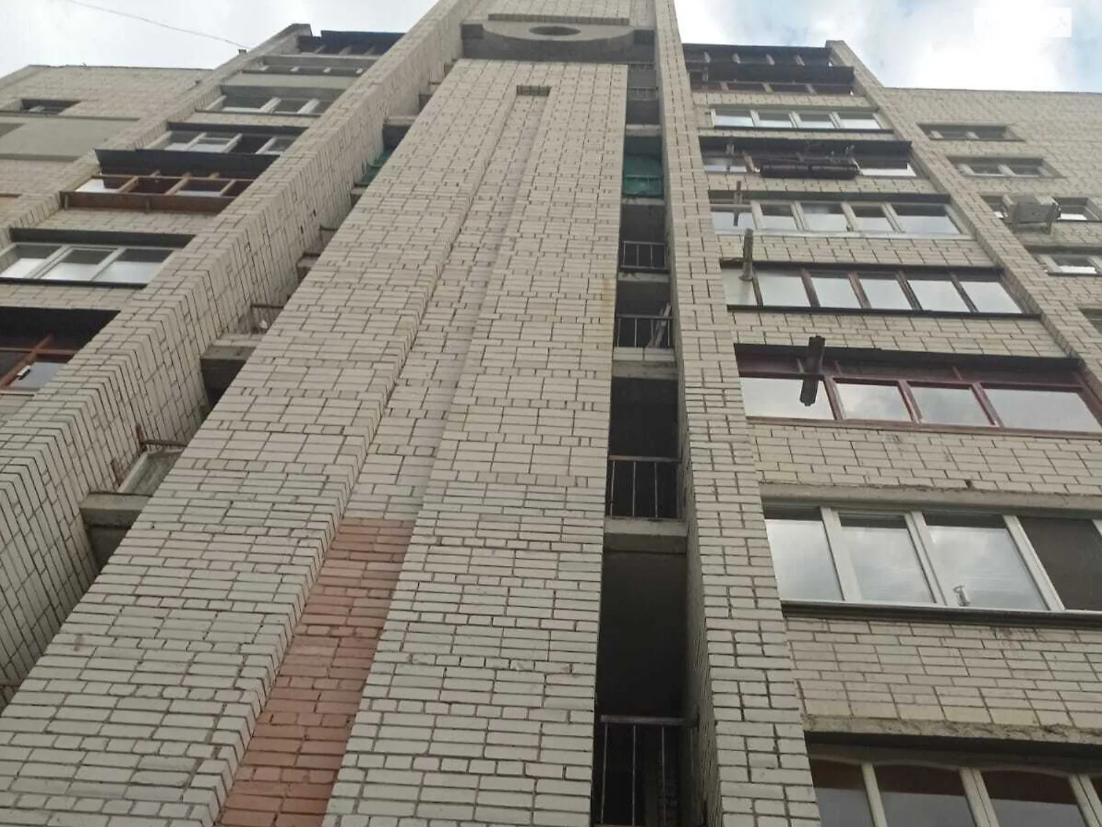 Продается 2-комнатная квартира 64.2 кв. м в Чернигове, ул. Небабы Мартына, 102 - фото 1