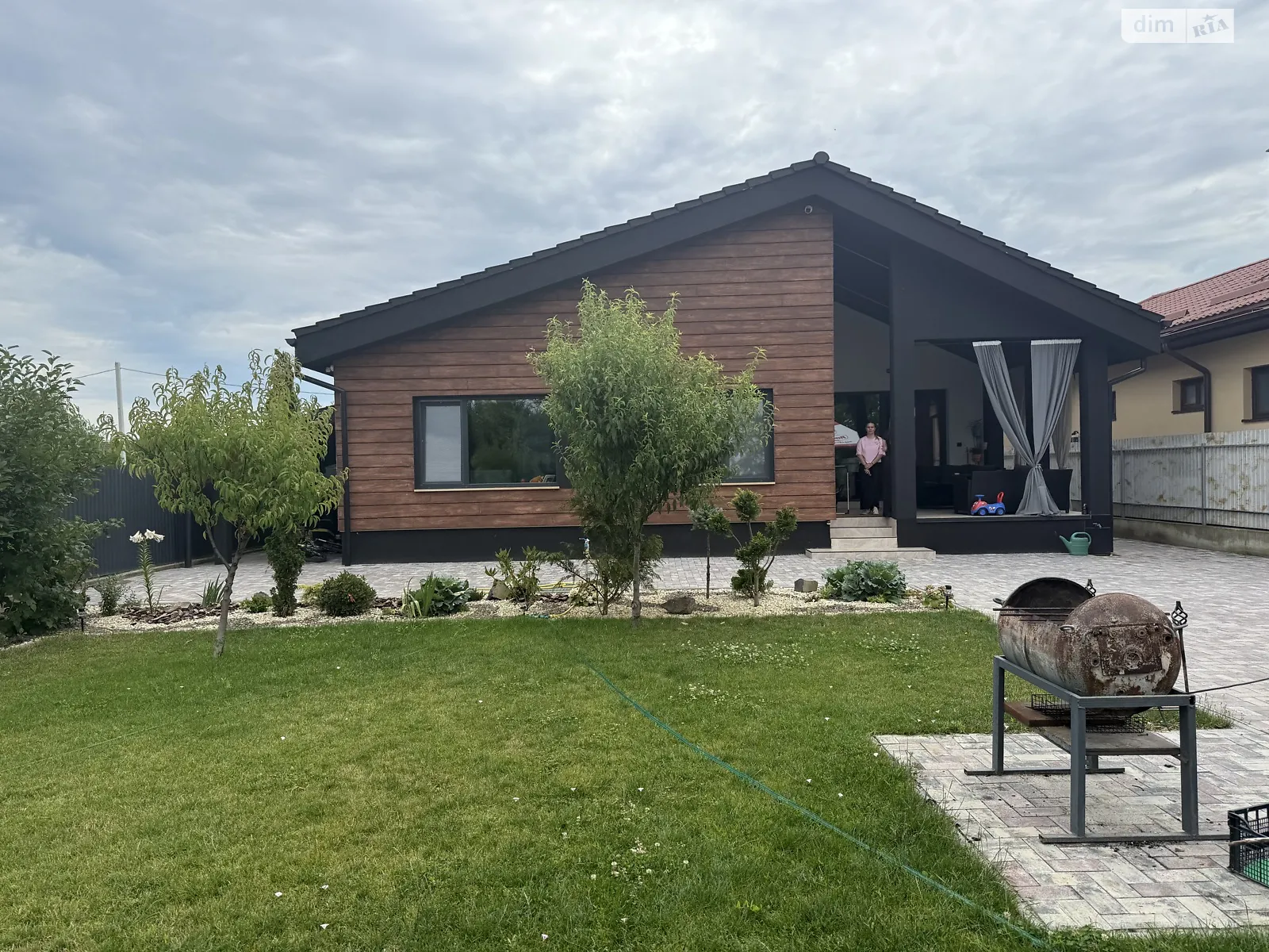 Продается одноэтажный дом 163.6 кв. м с баней/сауной, цена: 420000 $ - фото 1