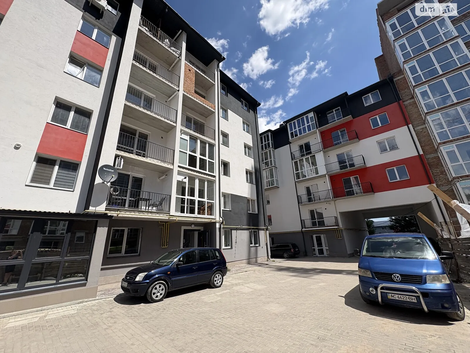 Продается 1-комнатная квартира 47.4 кв. м в Петрикове, ул. Шептицкого, 101А - фото 1