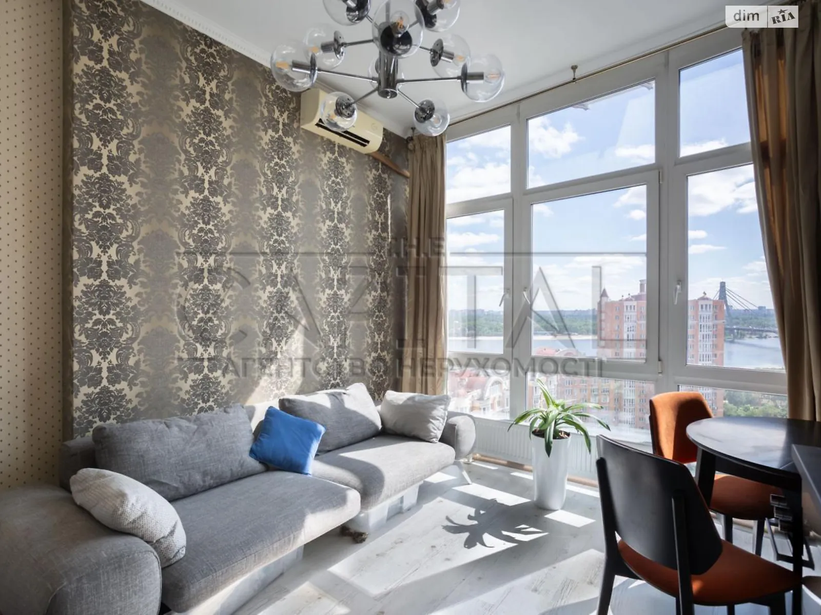 Продается 1-комнатная квартира 48 кв. м в Киеве, просп. Владимира Ивасюка - фото 1