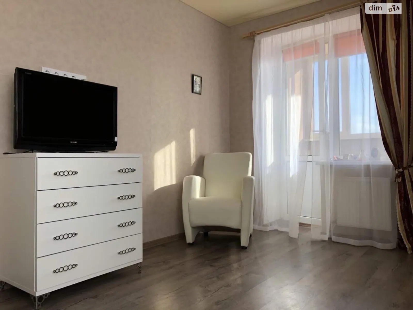 Продается 1-комнатная квартира 34.3 кв. м в Буче, ул. Бориса Гмыри, 20 - фото 1