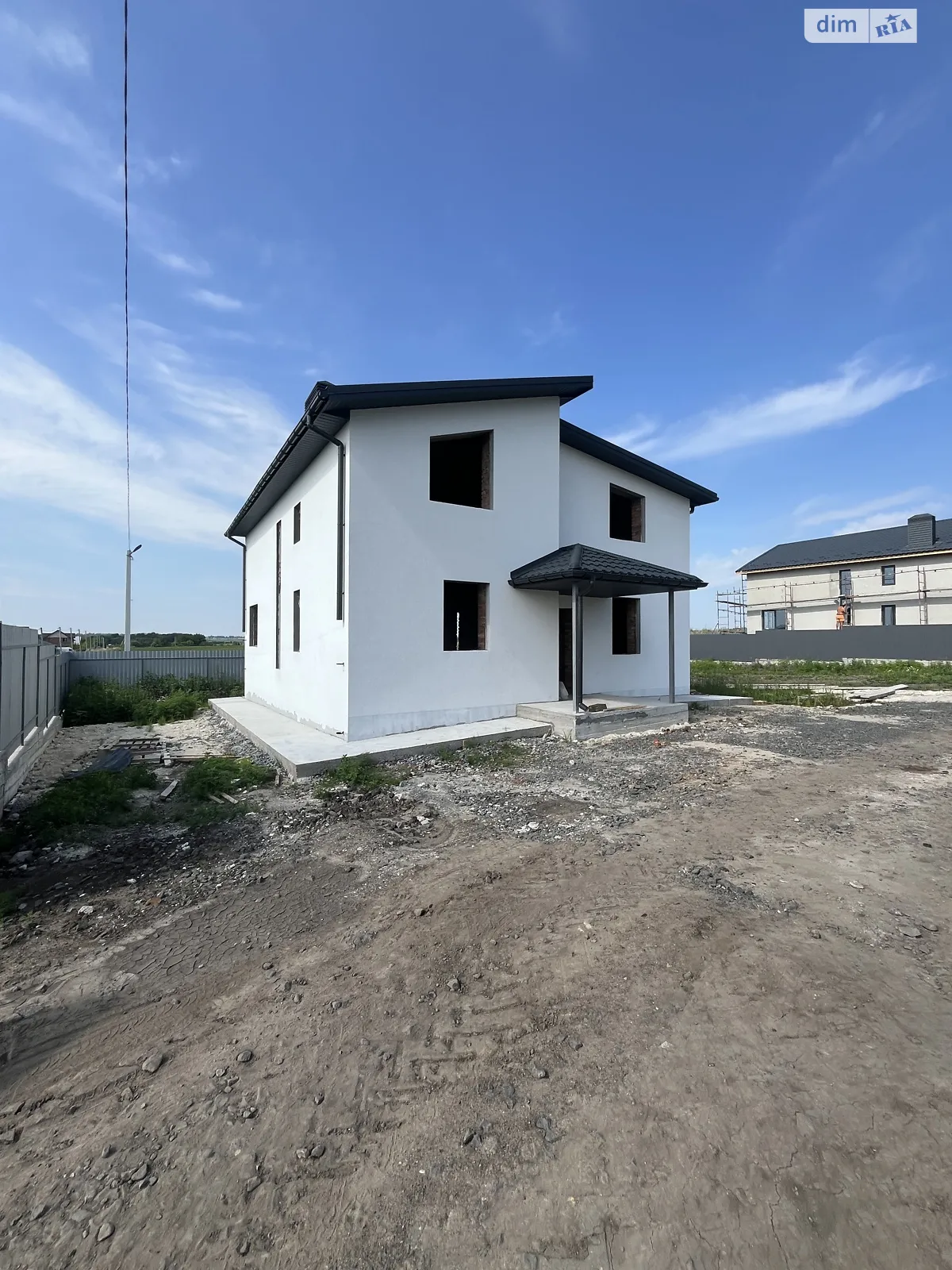 Продается дом на 2 этажа 157 кв. м с участком, цена: 125000 $ - фото 1