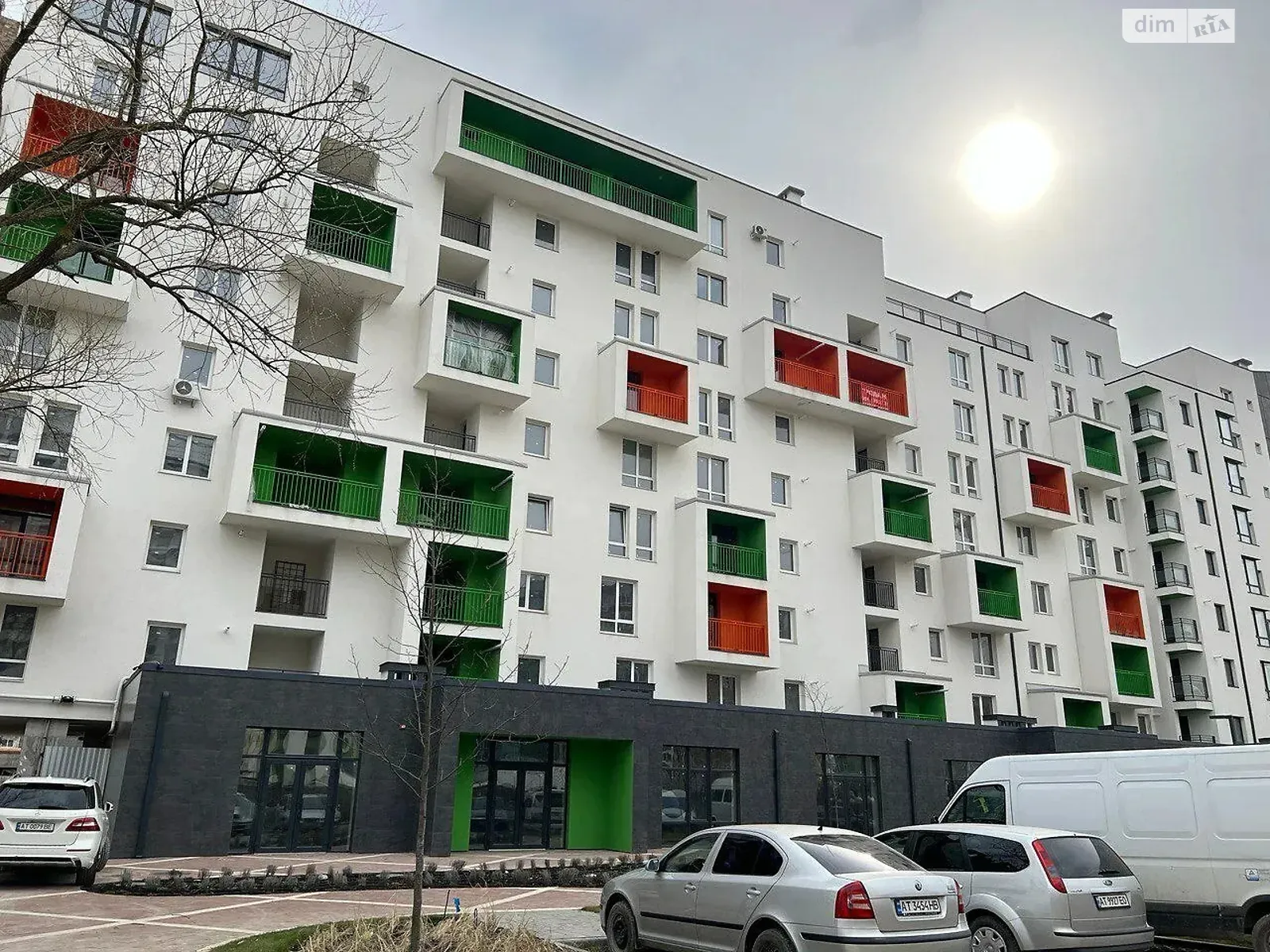 Продается 3-комнатная квартира 71.6 кв. м в Ивано-Франковске, ул. Гетьмана Ивана Мазепы, 168 корпус 2 - фото 1