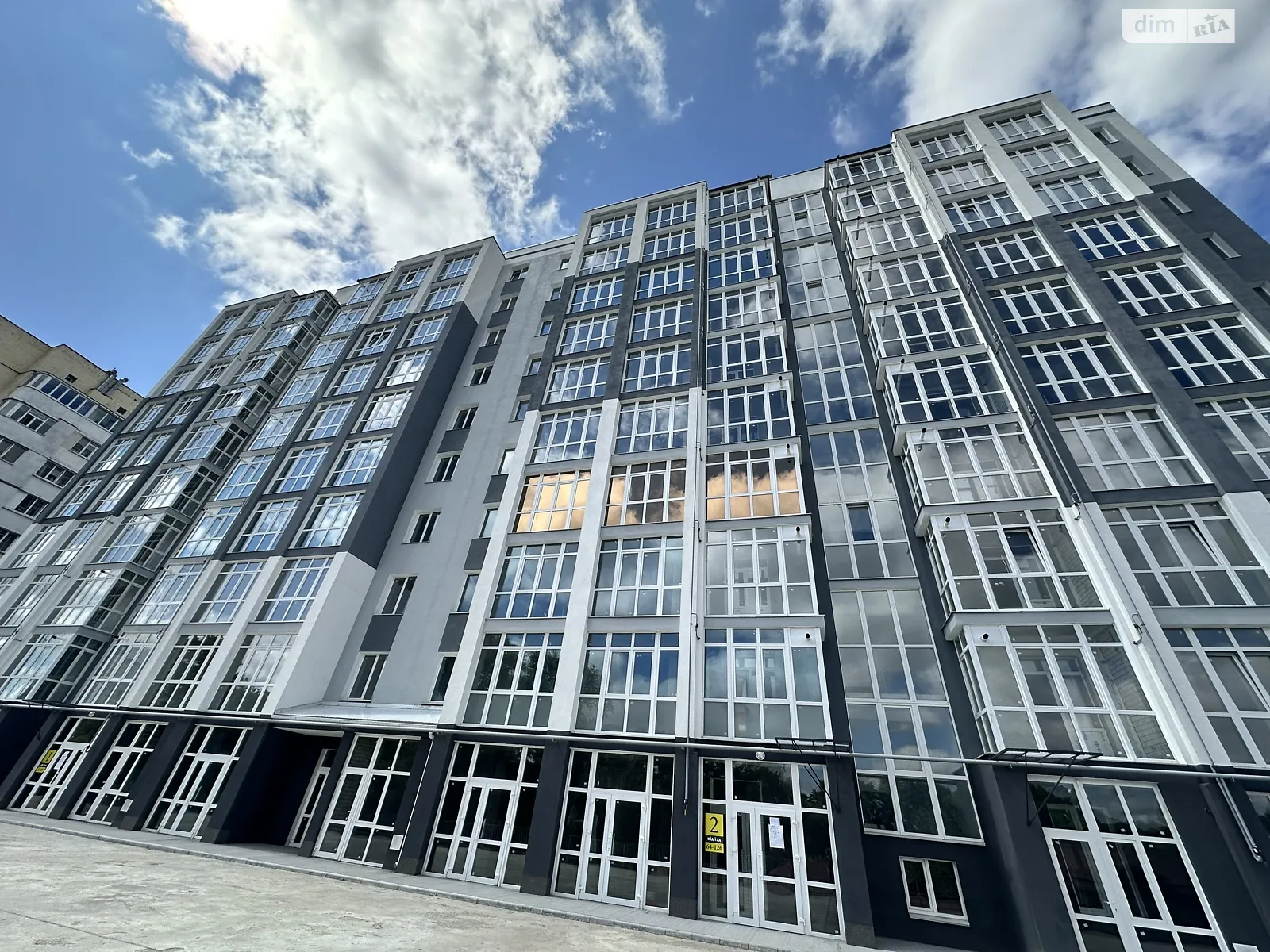 Продается 1-комнатная квартира 54 кв. м в Чернигове, ул. Василия Стуса(Чернышевского), 33 - фото 1