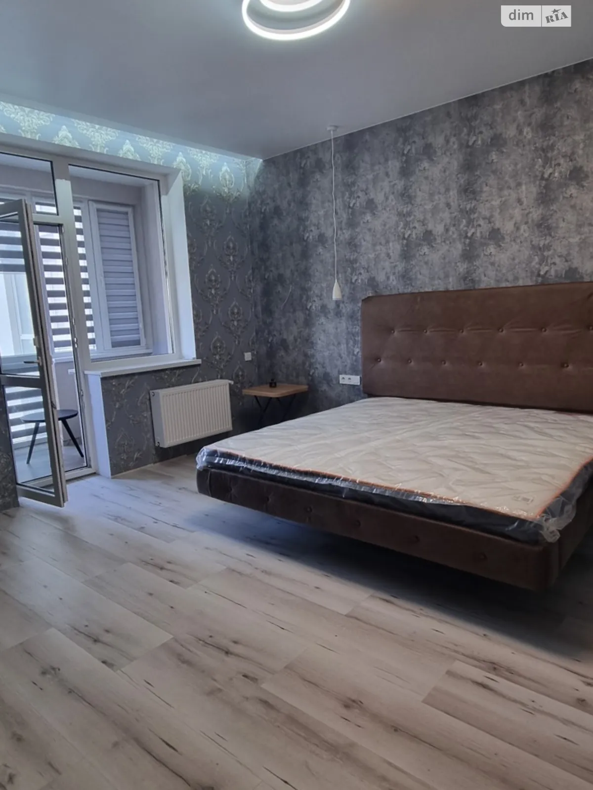 Продается 2-комнатная квартира 87 кв. м в Одессе, ул. Костанди, 104/2 - фото 1