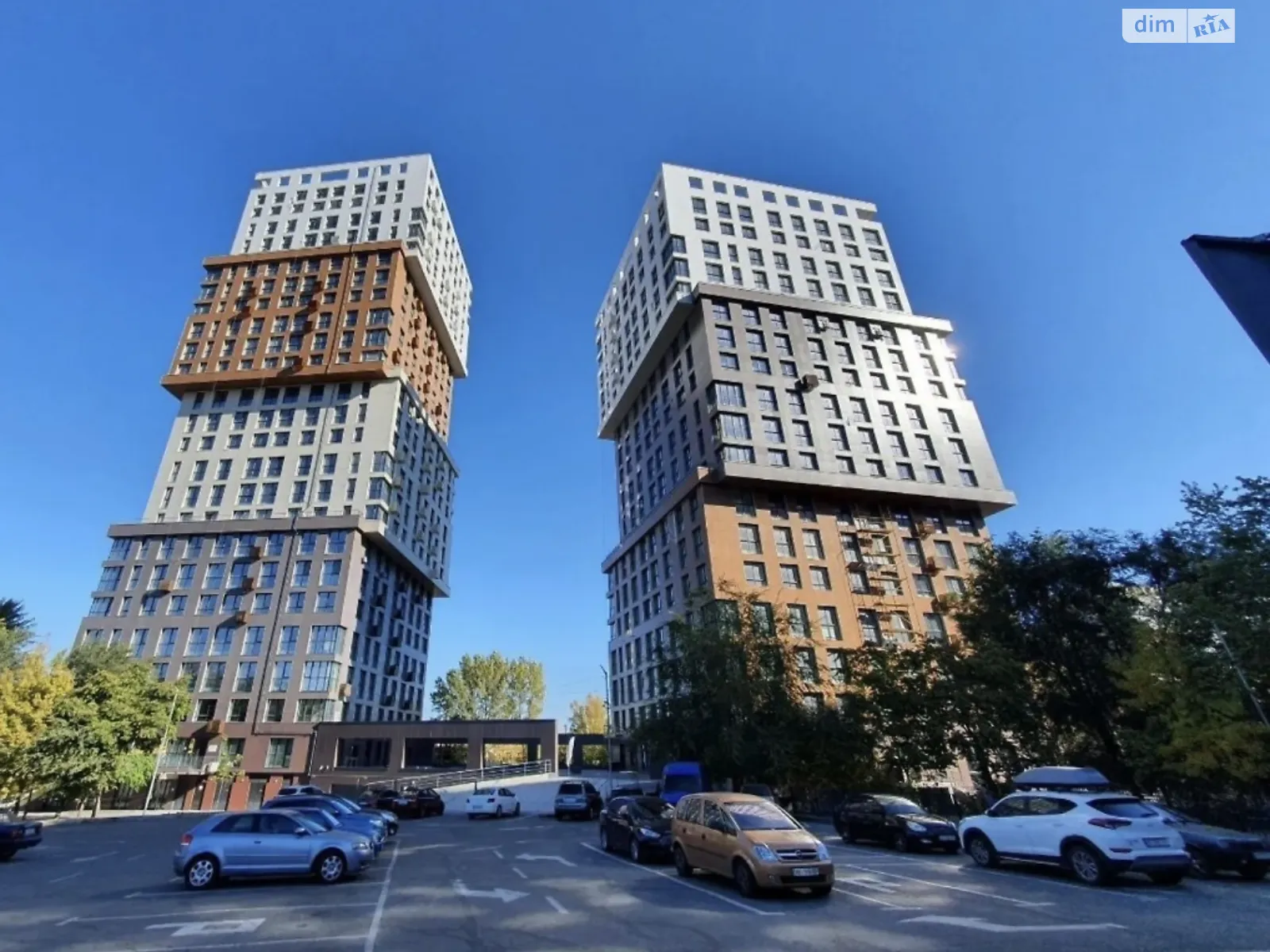 Продается 3-комнатная квартира 77.4 кв. м в Днепре, бул. Звездный, 1М - фото 1