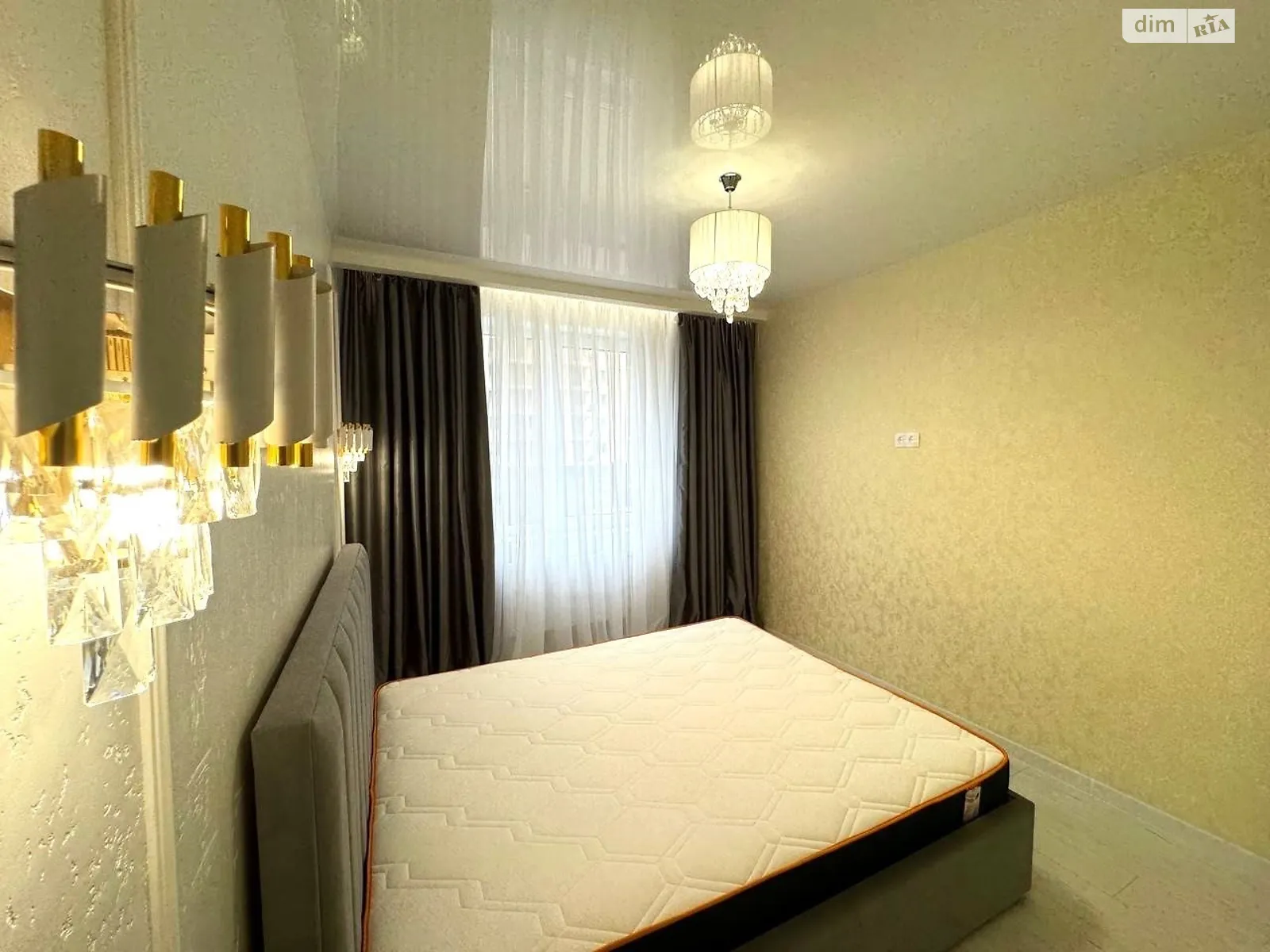 Продается 3-комнатная квартира 62 кв. м в Лиманке, ул. Жемчужная, 12 - фото 1