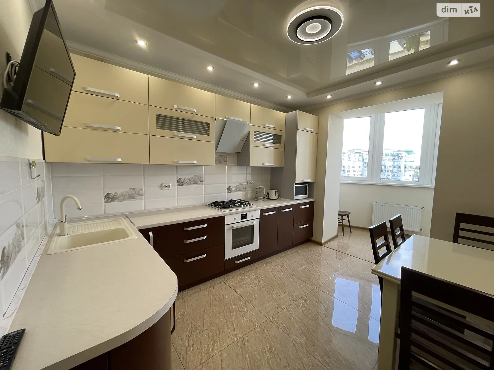 Продается 3-комнатная квартира 97 кв. м в Виннице, ул. Зодчих, 1А - фото 1