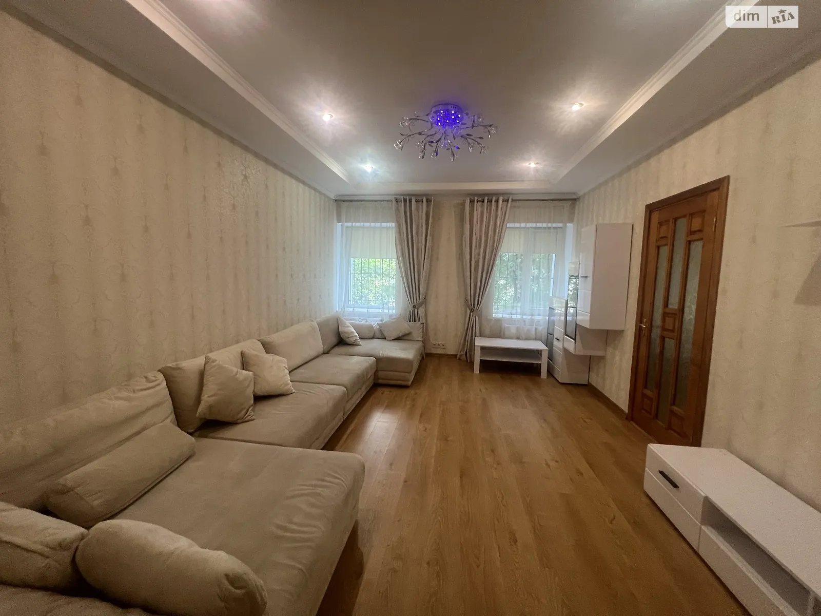 Продается 3-комнатная квартира 94 кв. м в Виннице, ул. Марии Литвиненко-Вольгемут - фото 1