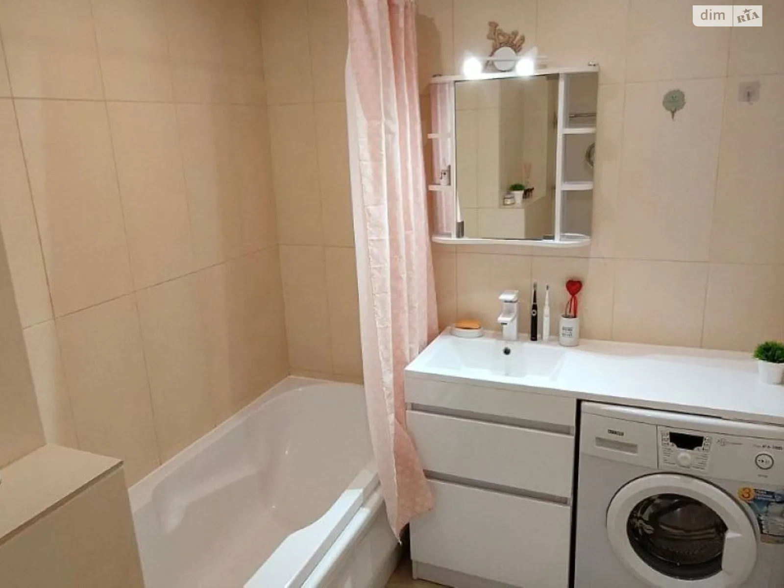 Продается 1-комнатная квартира 43.4 кв. м в Полтаве, ул. Башкирцевой Марии - фото 1