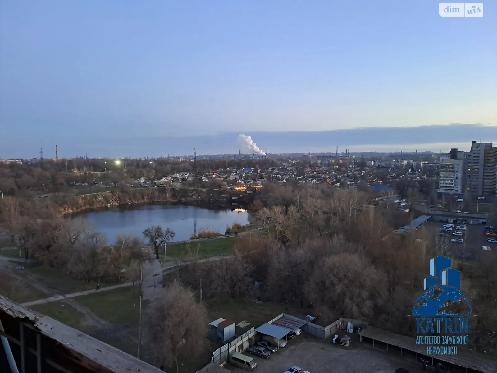 Продается 3-комнатная квартира 70.4 кв. м в Днепре, мас. Красный Камень, 3 - фото 1