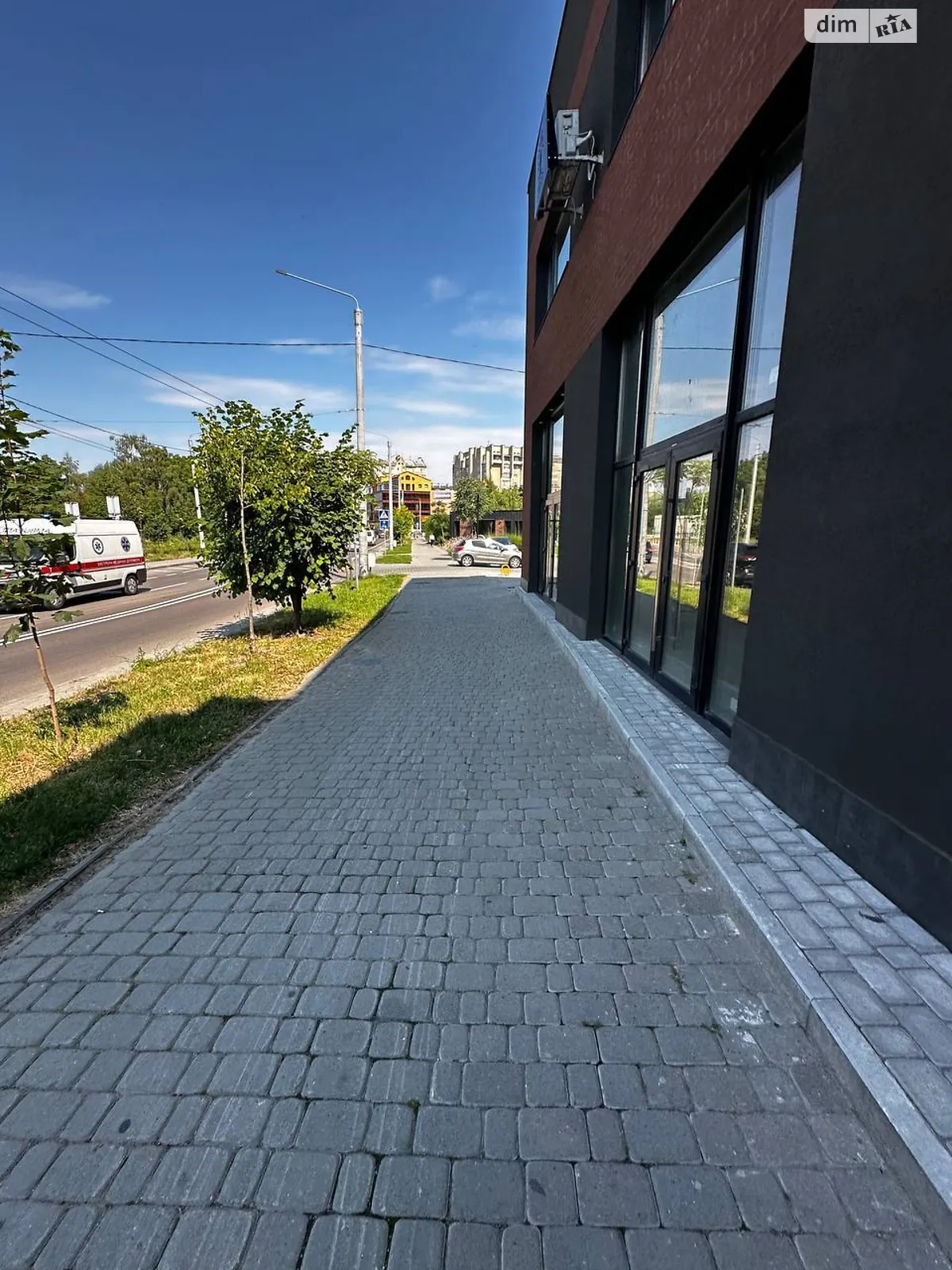 Здається в оренду приміщення вільного призначення 45 кв. м в 3-поверховій будівлі, цена: 600 $ - фото 1