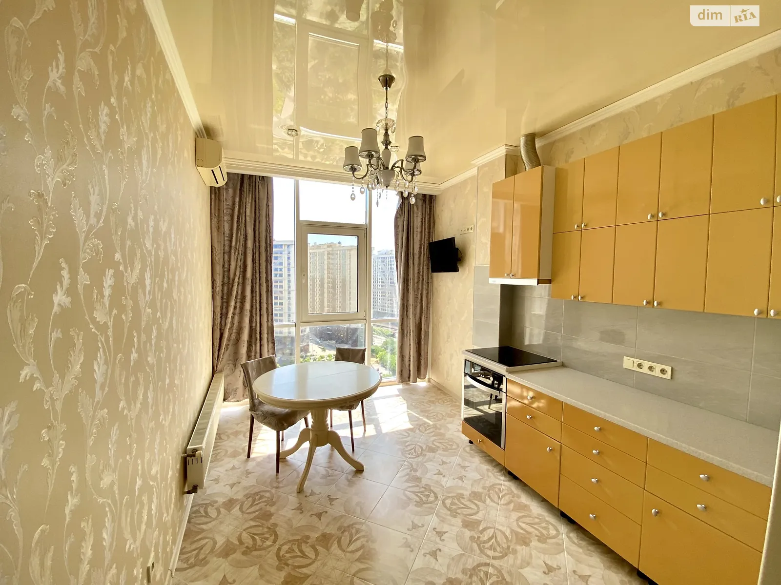 Продается 2-комнатная квартира 64.8 кв. м в Лиманке, ул. Жемчужная, 3 - фото 1