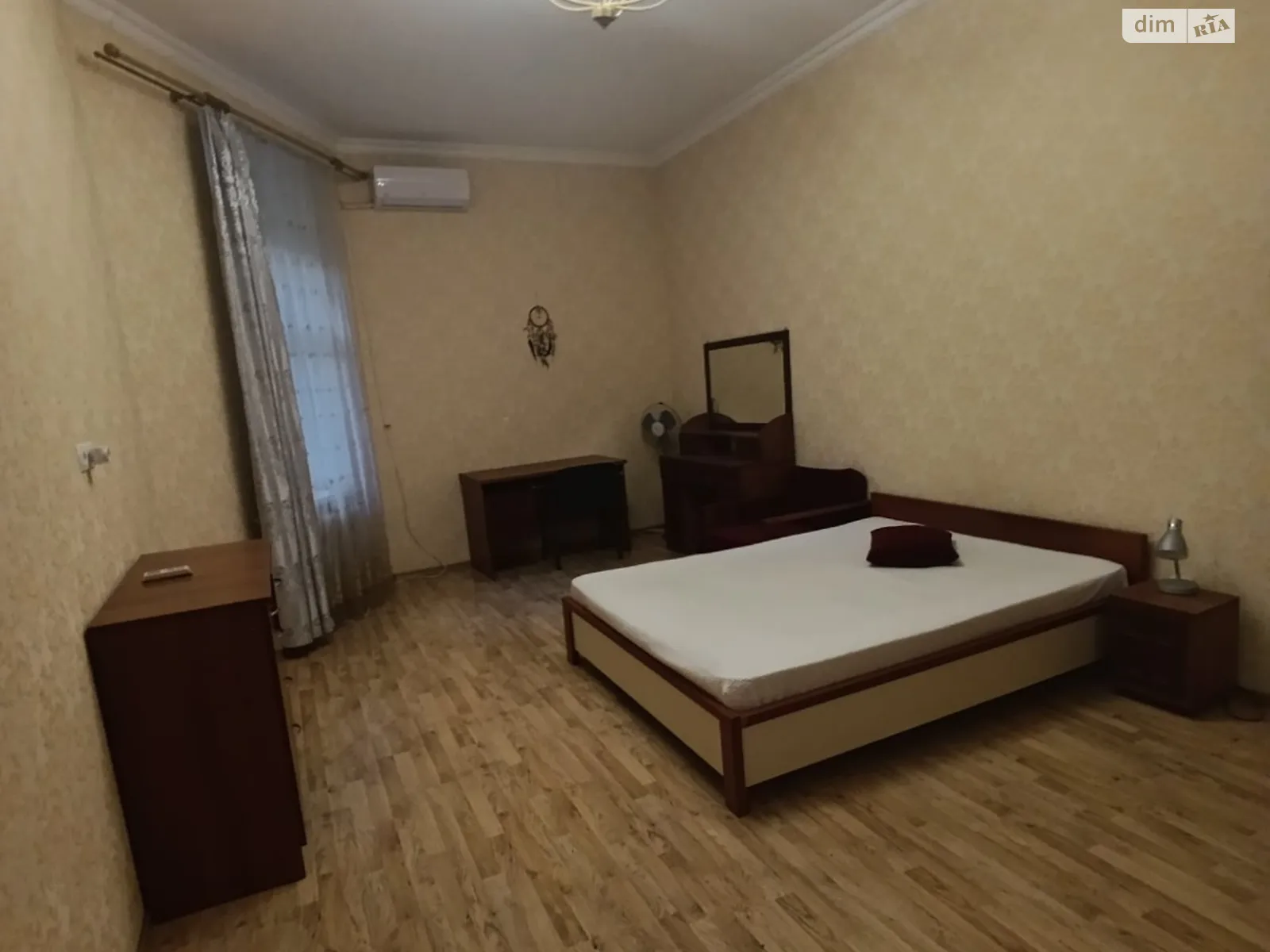 Продается 1-комнатная квартира 55.8 кв. м в Одессе, ул. Конная - фото 1