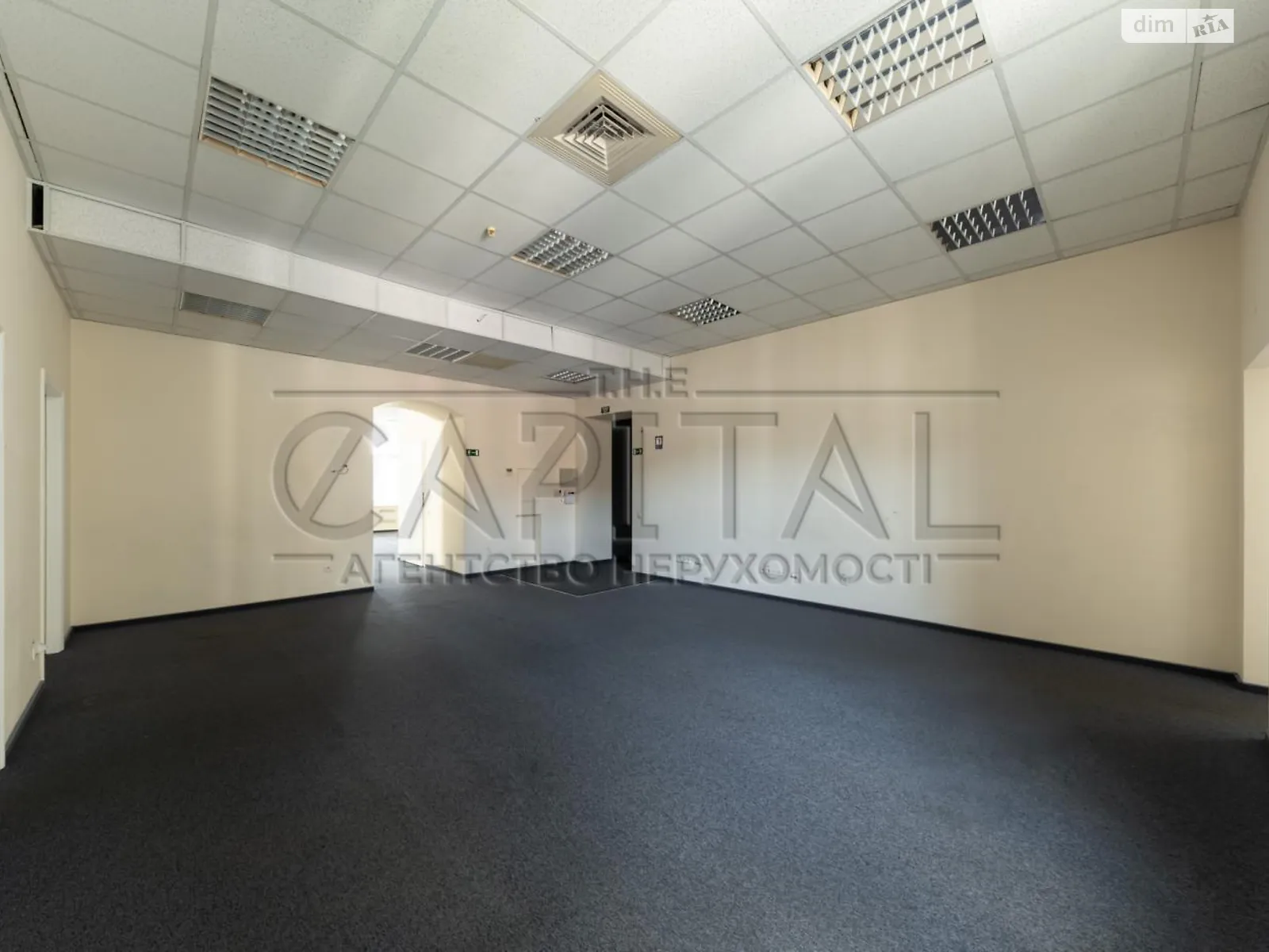 Сдается в аренду офис 209 кв. м в бизнес-центре, цена: 3750 $ - фото 1