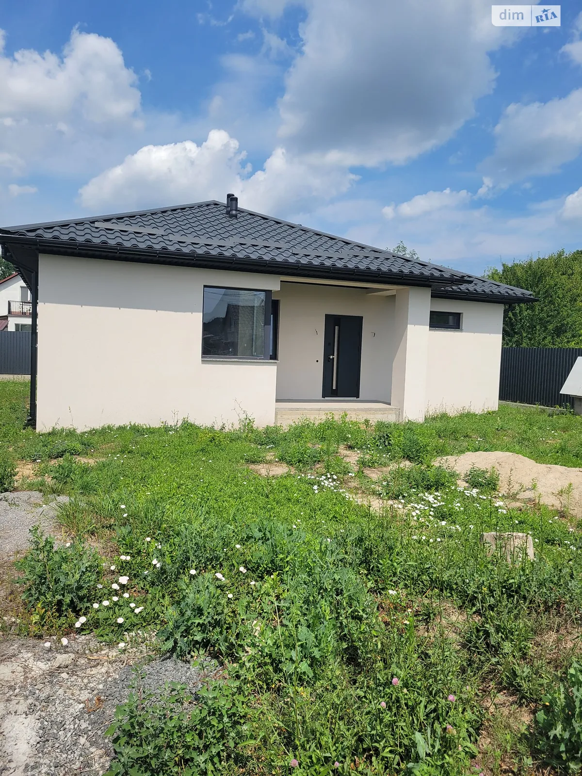 Продается одноэтажный дом 106 кв. м с камином, цена: 95000 $ - фото 1