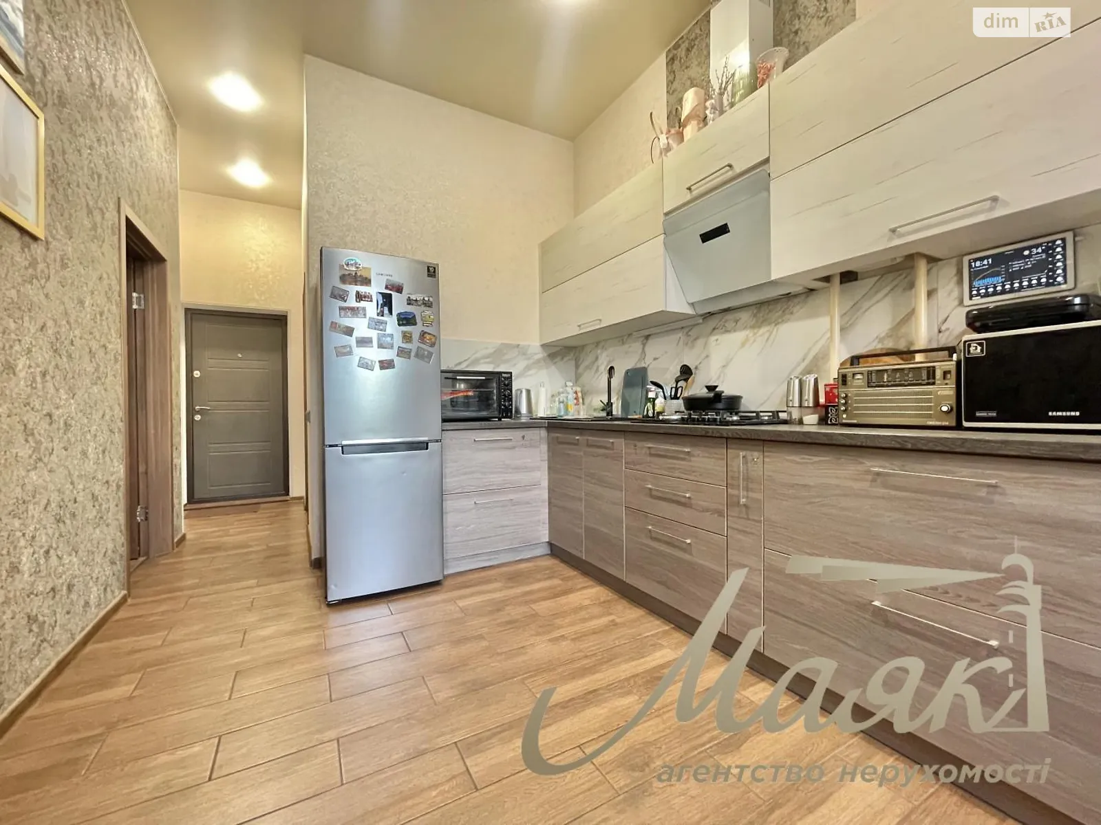 2-комнатная квартира 42 кв. м в Запорожье, просп. Металлургов, 8А - фото 1