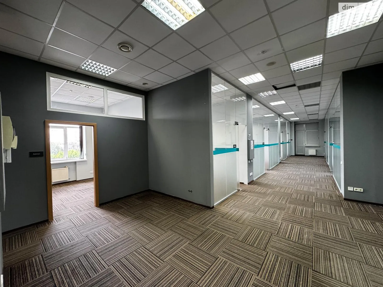 Сдается в аренду офис 360 кв. м в бизнес-центре, цена: 5250 $ - фото 1