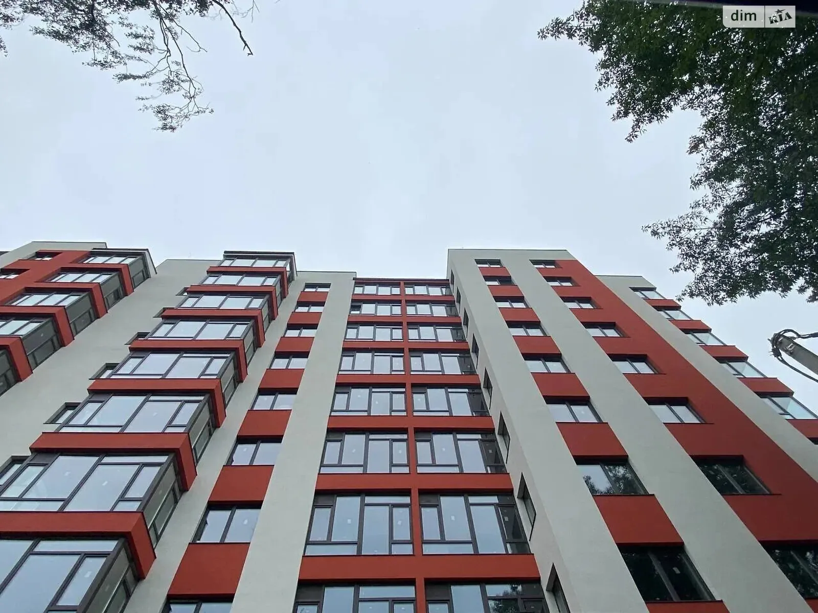 Продается 1-комнатная квартира 40.5 кв. м в Ивано-Франковске, ул. Волошина Августина, 2 - фото 1