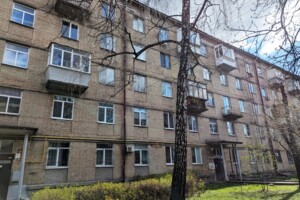 Продаж квартири, Київ, р‑н. Першотравневий Масив, ст.м. Шулявська, Лондонська (Пітерська) вулиця, буд. 6