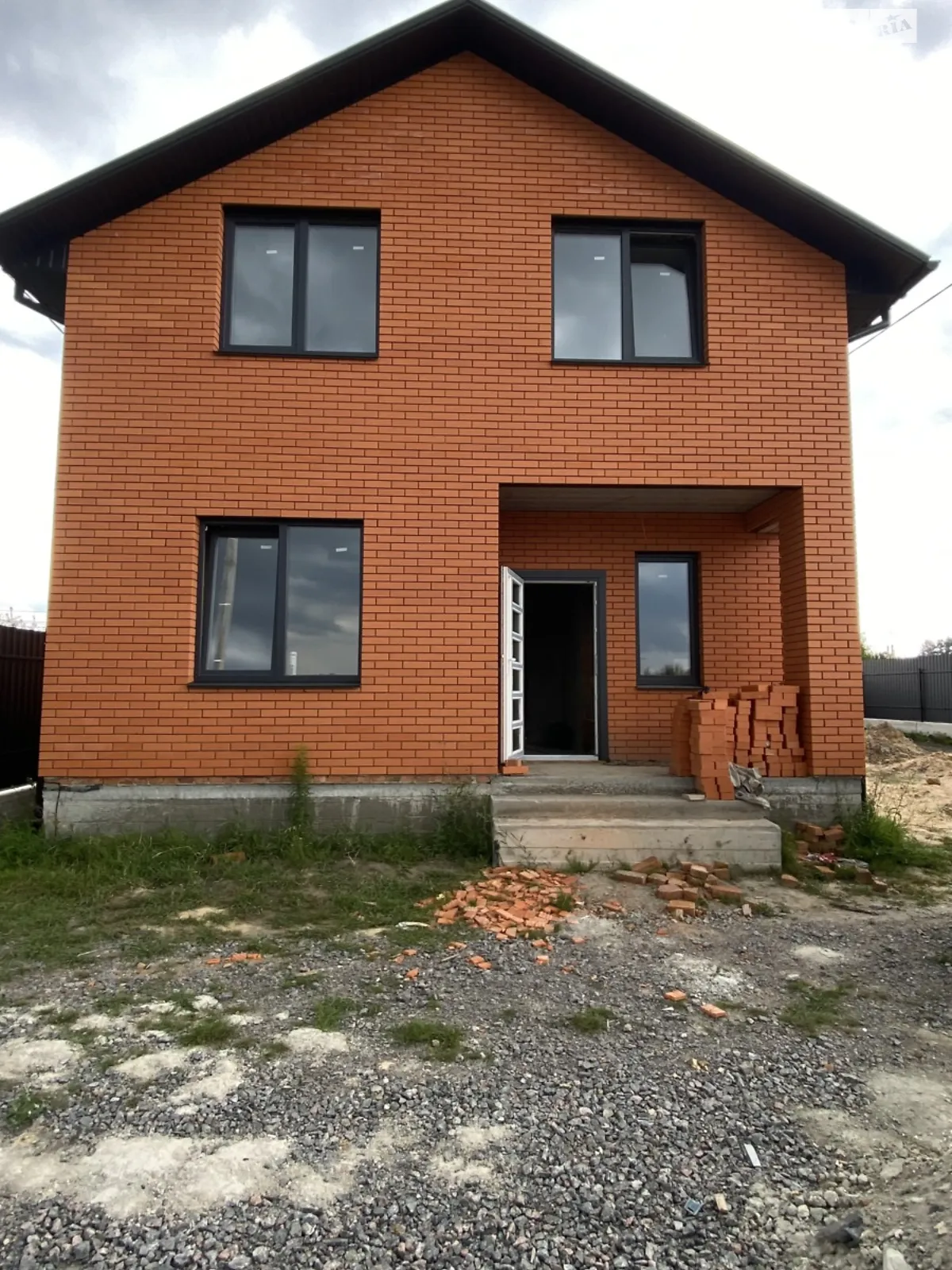 Продается дом на 2 этажа 125 кв. м с террасой, цена: 90000 $ - фото 1
