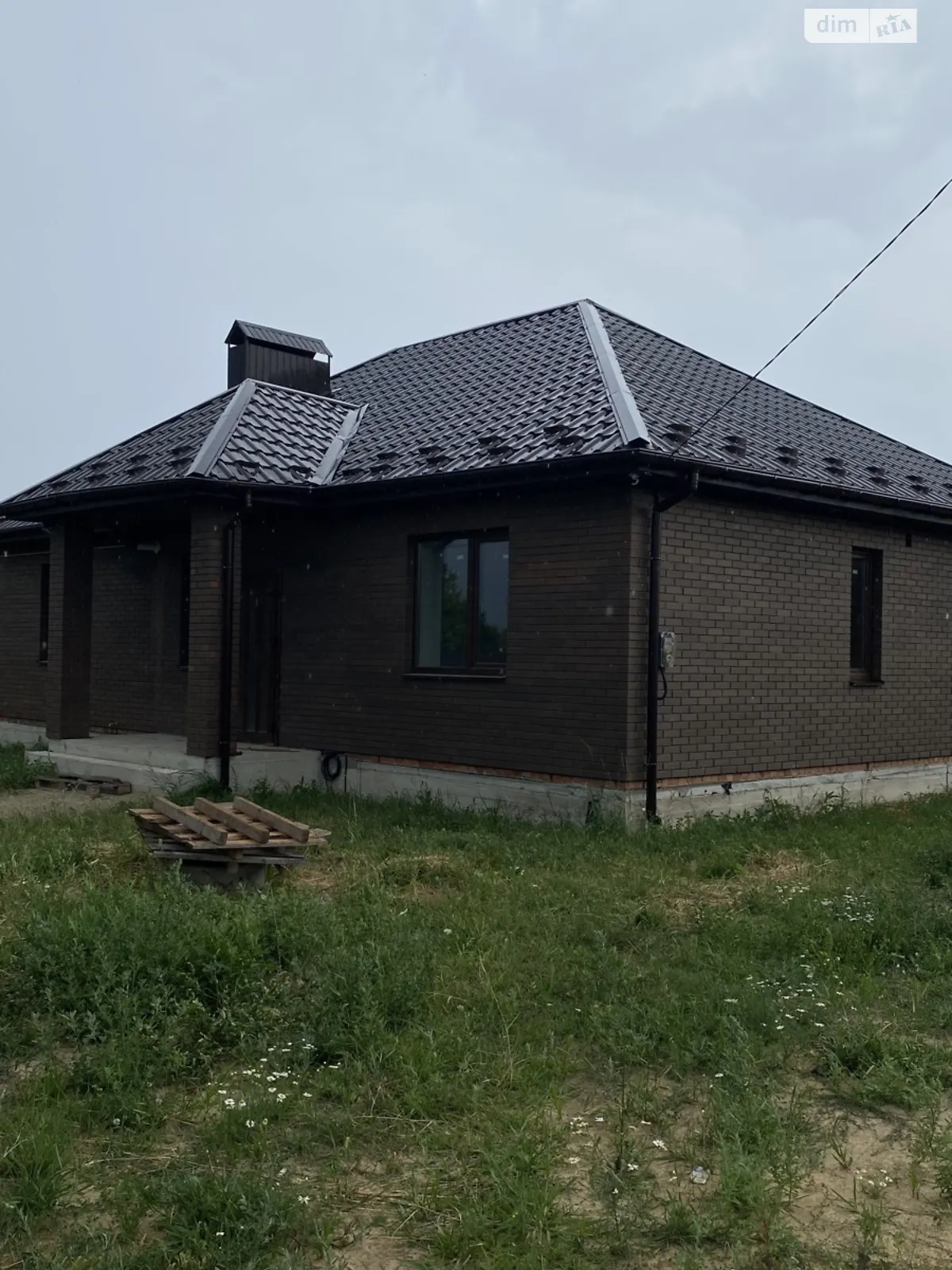 Продается одноэтажный дом 100 кв. м с подвалом, цена: 80000 $ - фото 1