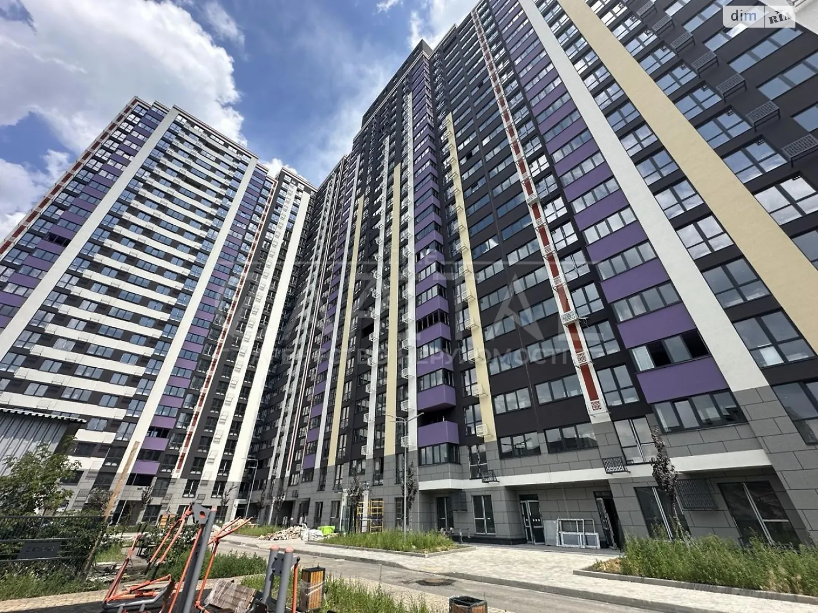 Продается 1-комнатная квартира 47 кв. м в Киеве, просп. Воздушных Сил(Воздухофлотский) - фото 1