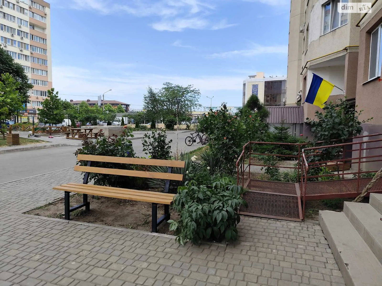 Продается 3-комнатная квартира 57.4 кв. м в Одессе, ул. Владислава Бувалкина(Генерала Бочарова), 75 - фото 1