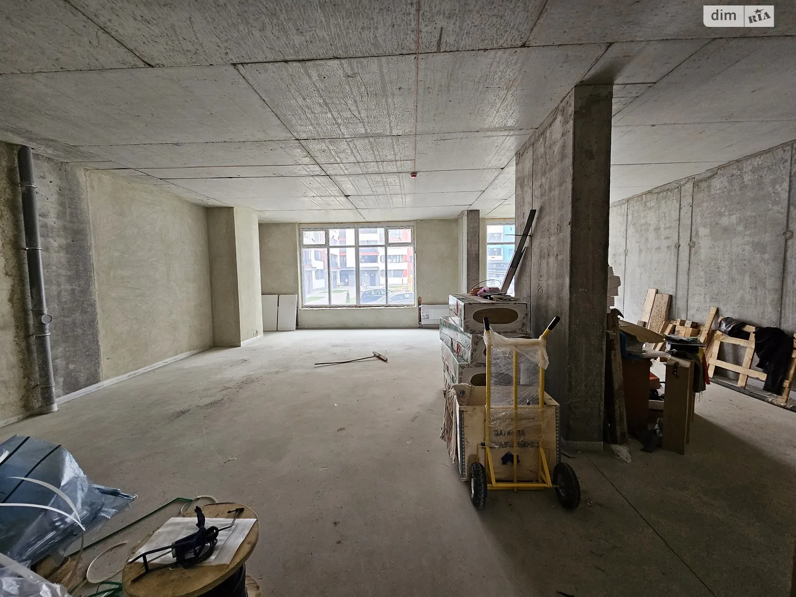 Здається в оренду офіс 201 кв. м в бізнес-центрі, цена: 2000 $ - фото 1