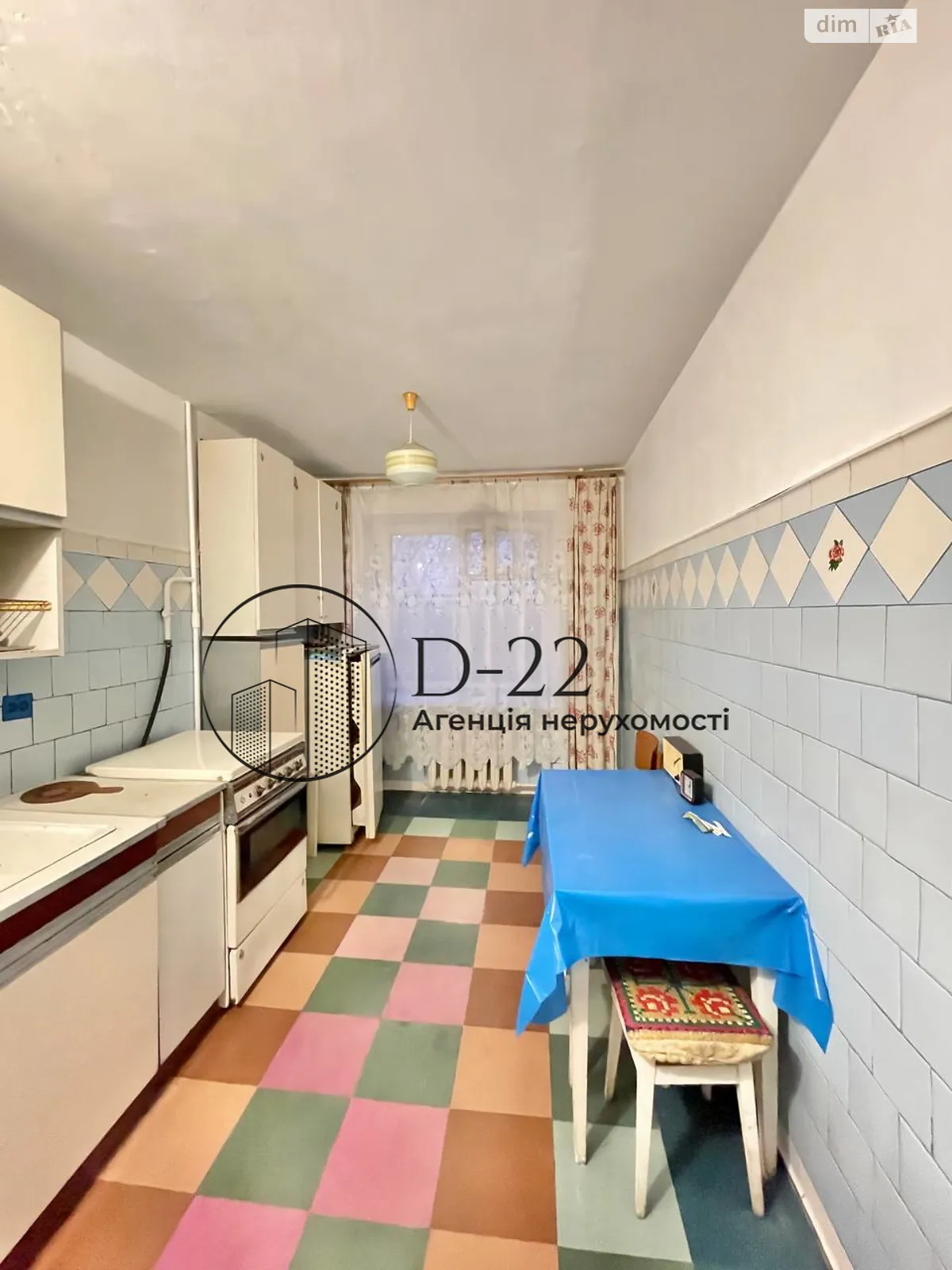 Продается 3-комнатная квартира 70.4 кв. м в Киеве, ул. Ушинского, 27 - фото 1