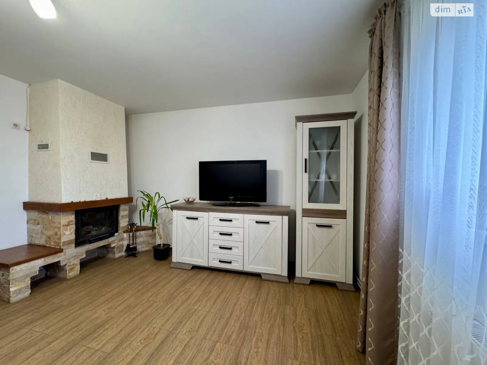 Продается дом на 2 этажа 112 кв. м с балконом, цена: 145000 $ - фото 1