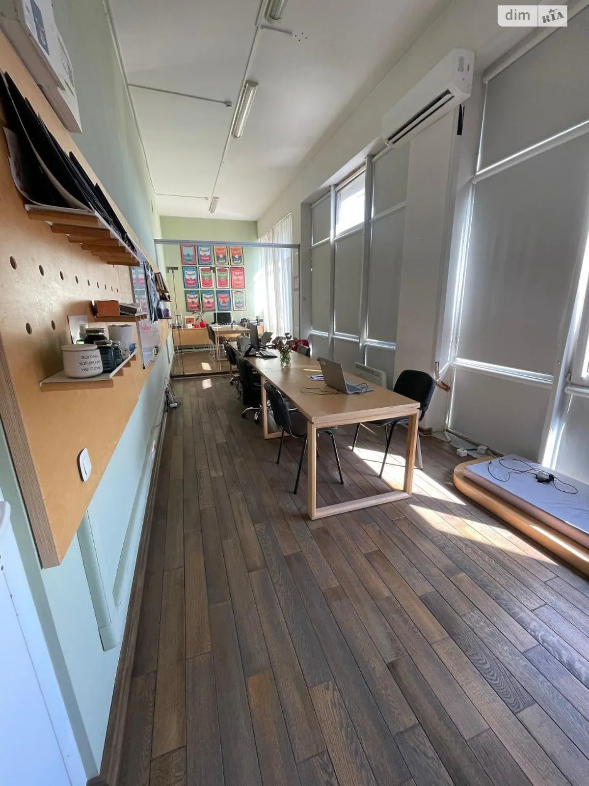 Сдается в аренду офис 37 кв. м в бизнес-центре, цена: 500 $ - фото 1