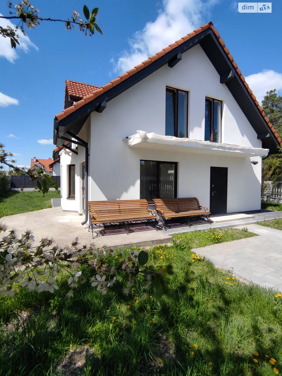 Продается дом на 2 этажа 121.3 кв. м с камином, цена: 72000 $ - фото 1