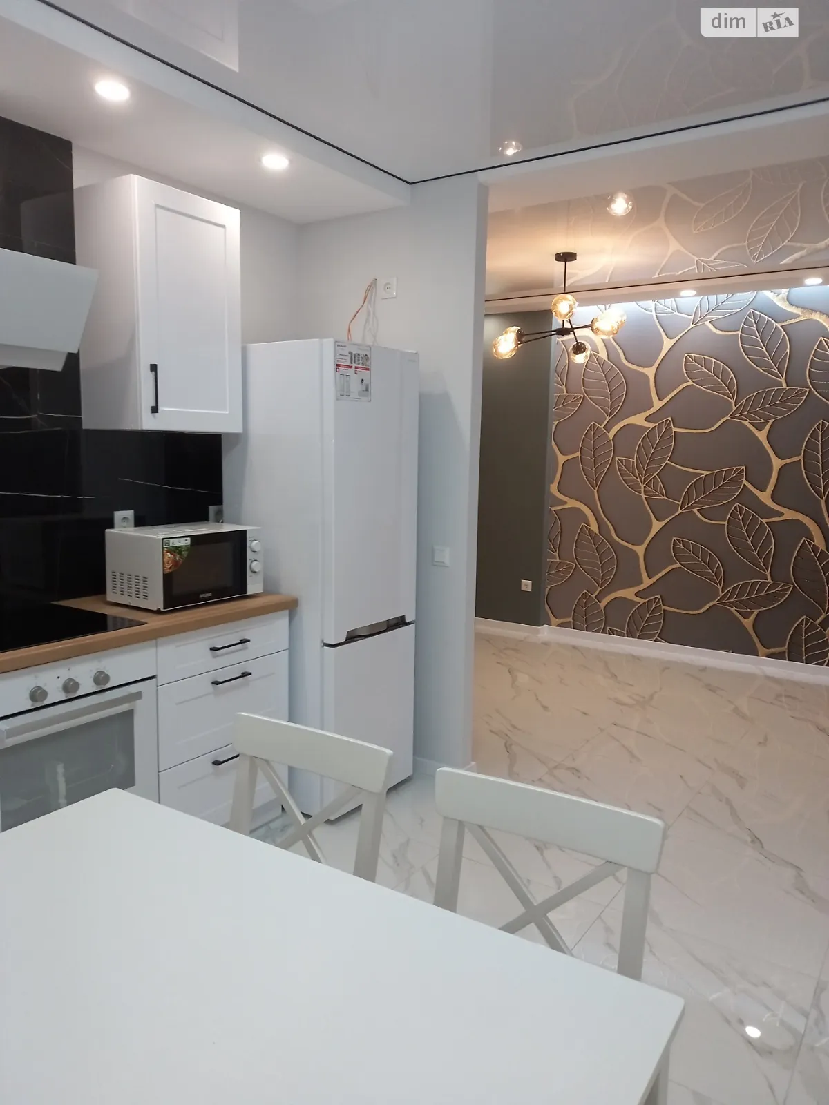 2-комнатная квартира 72 кв. м в Тернополе, ул. Киевская, 8В - фото 1