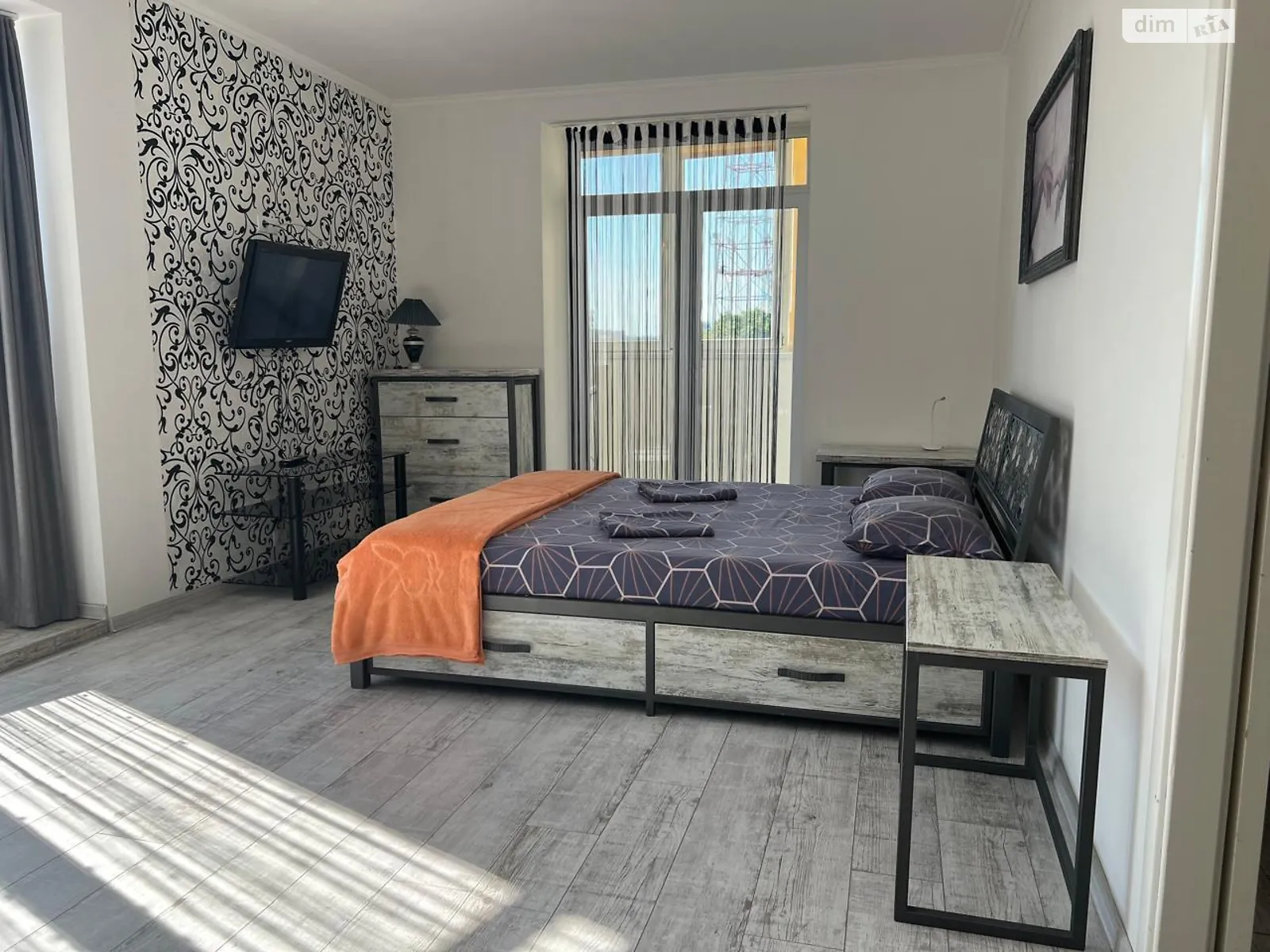 Сдается в аренду 1-комнатная квартира 51 кв. м в Ивано-Франковске, цена: 630 $ - фото 1