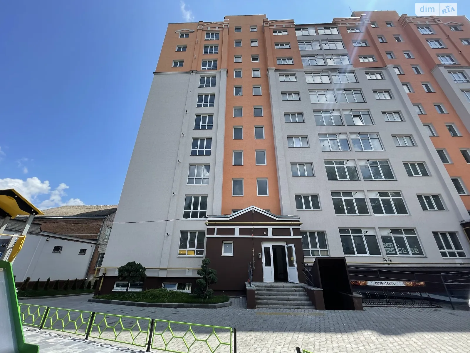 Продается 2-комнатная квартира 75 кв. м в Хмельницком, ул. Казацкая, 40 - фото 1